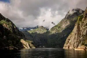 Domovská stránka 9 Trollfjord: plavba nejužším fjordem Lofot 2026