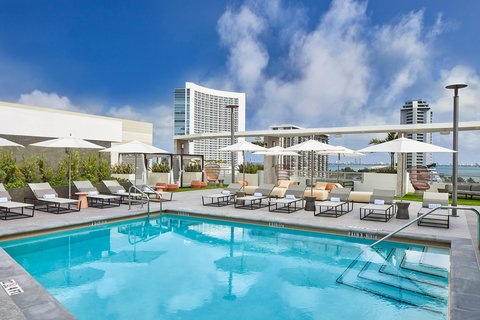 Dónde Alojarse en Miami: 11 Hoteles y Barrios en 2026 14 Hotel AC Hotel Miami Wynwood