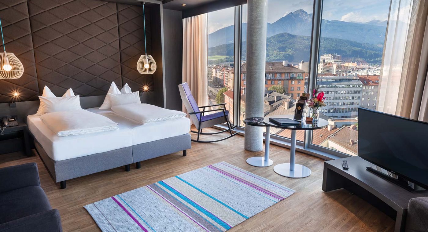Wo übernachten in Innsbruck: 17 beste Hotels 2026 8 Zimmer im Adlers Hotel mit Bergpanorama