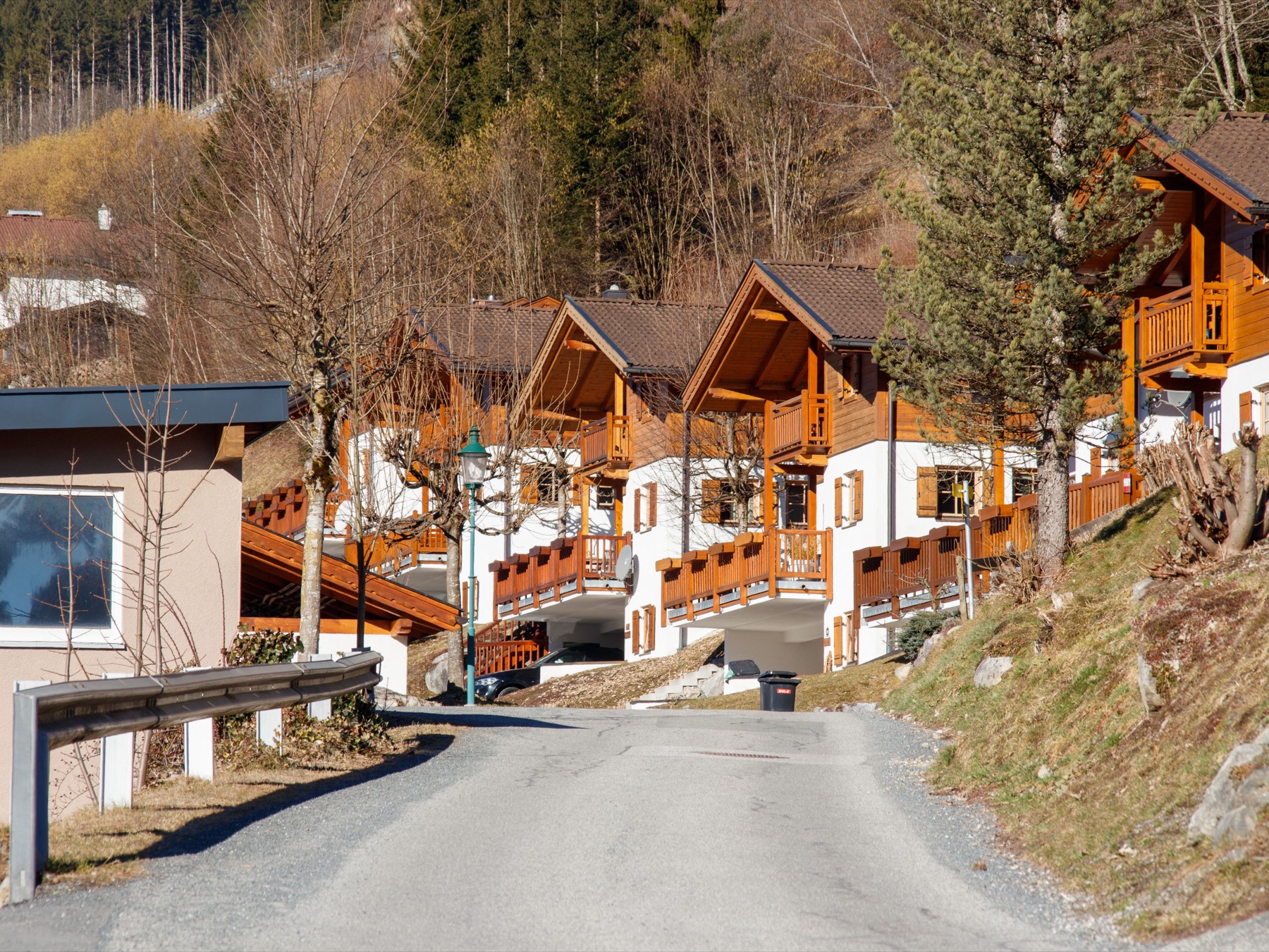 Bönigen, Switzerland: 24 Things to Do at Lake Brienz 2026 5 Historic carved wooden house in Bönigen