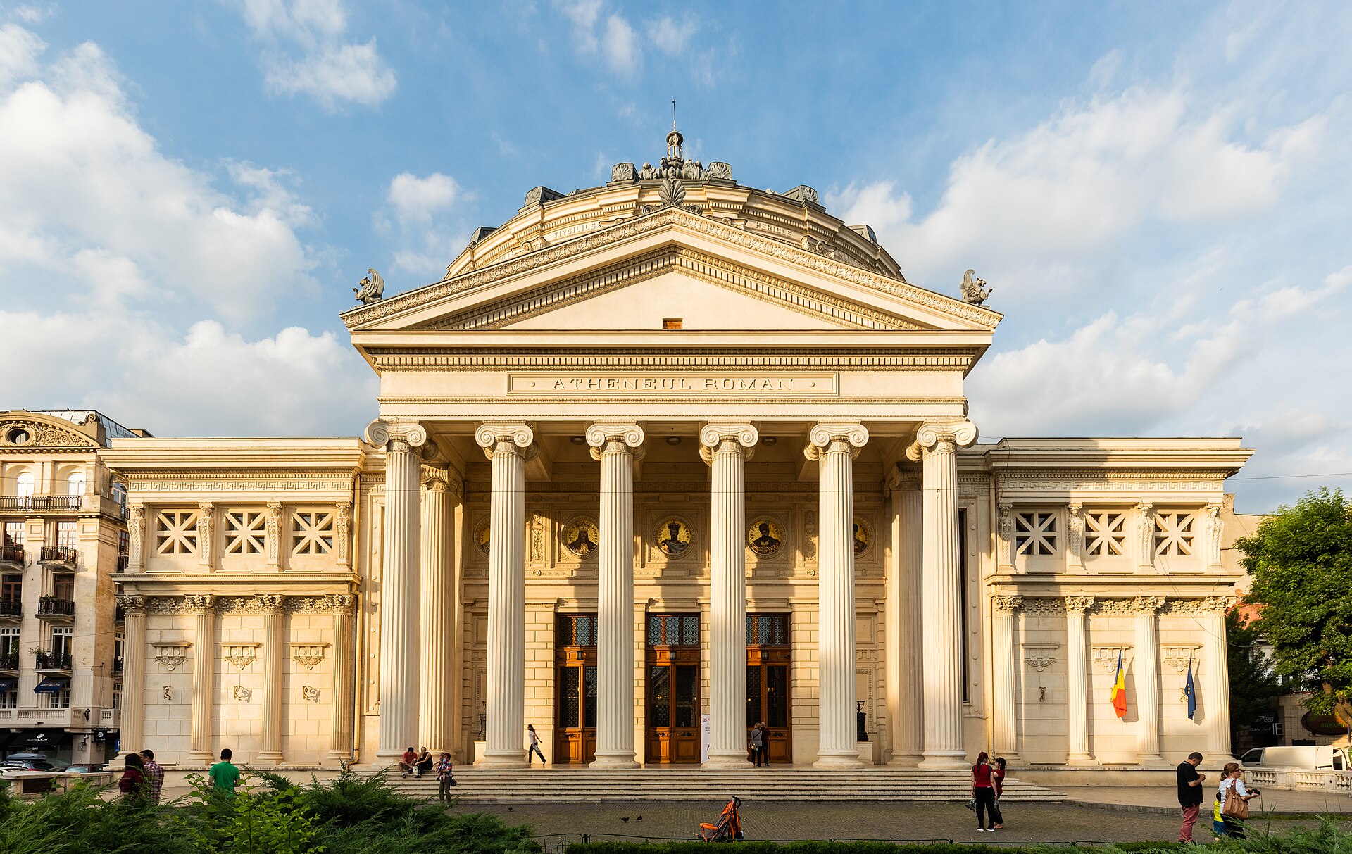 Bukarest, Rumänien: 20 Sehenswürdigkeiten & Ausflüge 2026 8 Säulenhalle des Rumänischen Athenäums