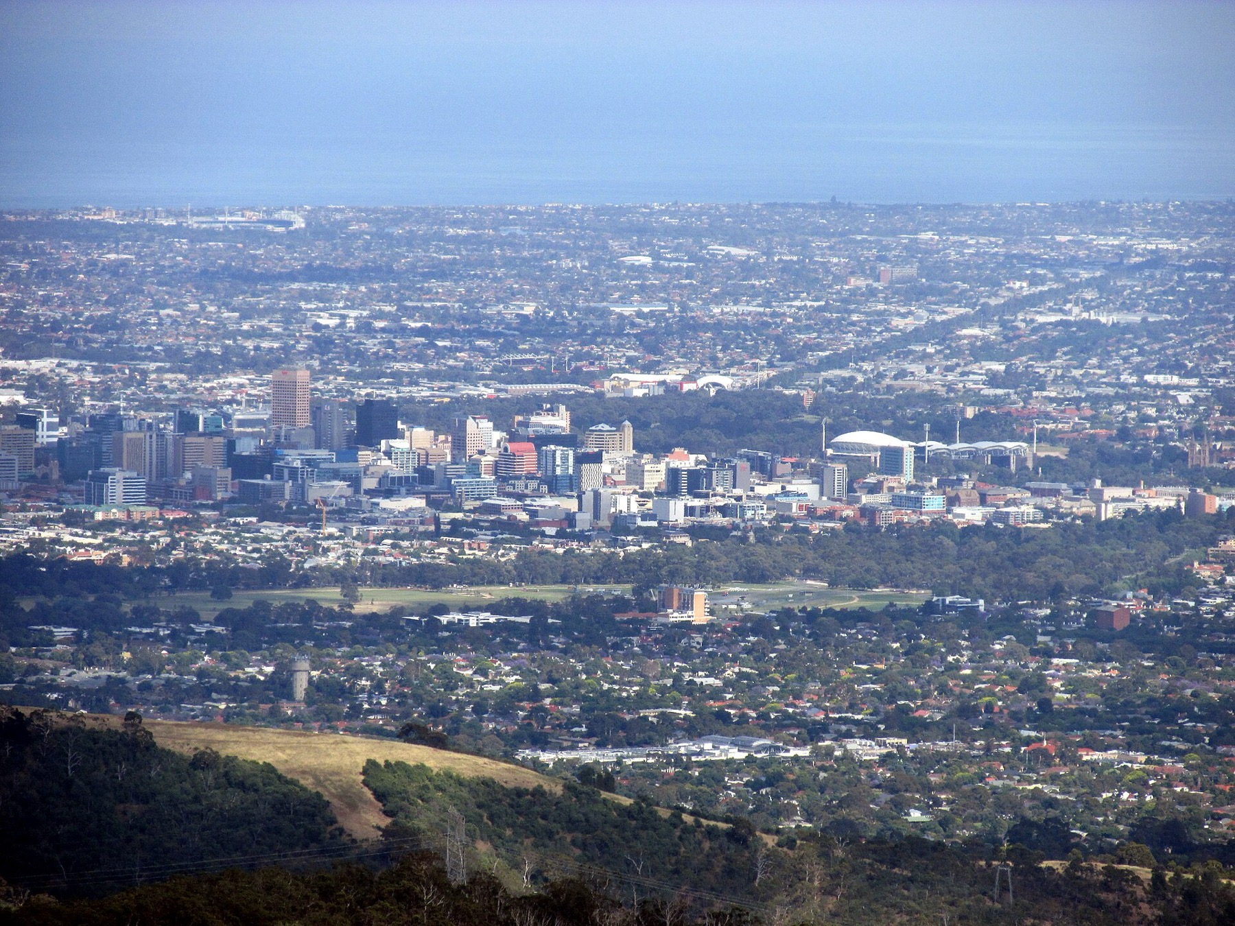 Výhled na Adelaide z Mount Lofty