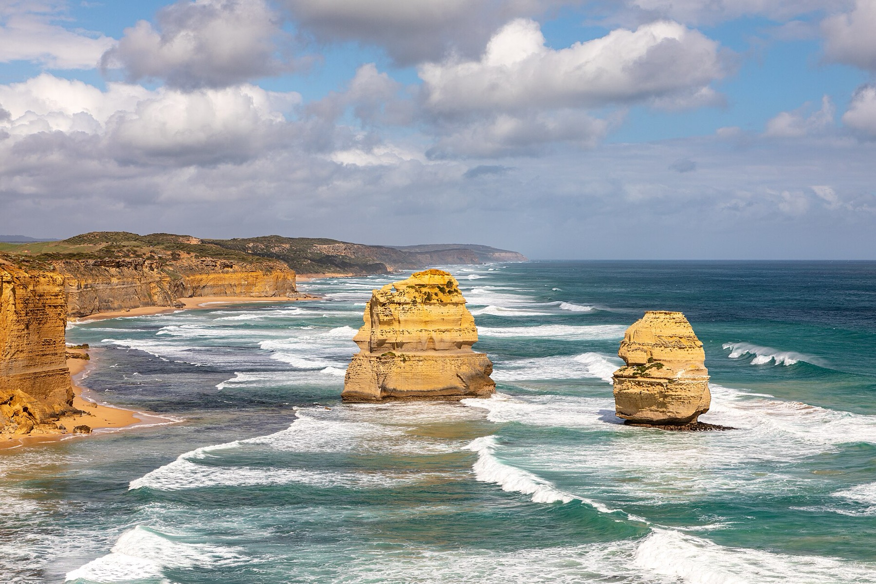 Austrália 2026: 30 lugares mais lindos + dicas práticas 15 Torres rochosas Twelve Apostles na Great Ocean Road