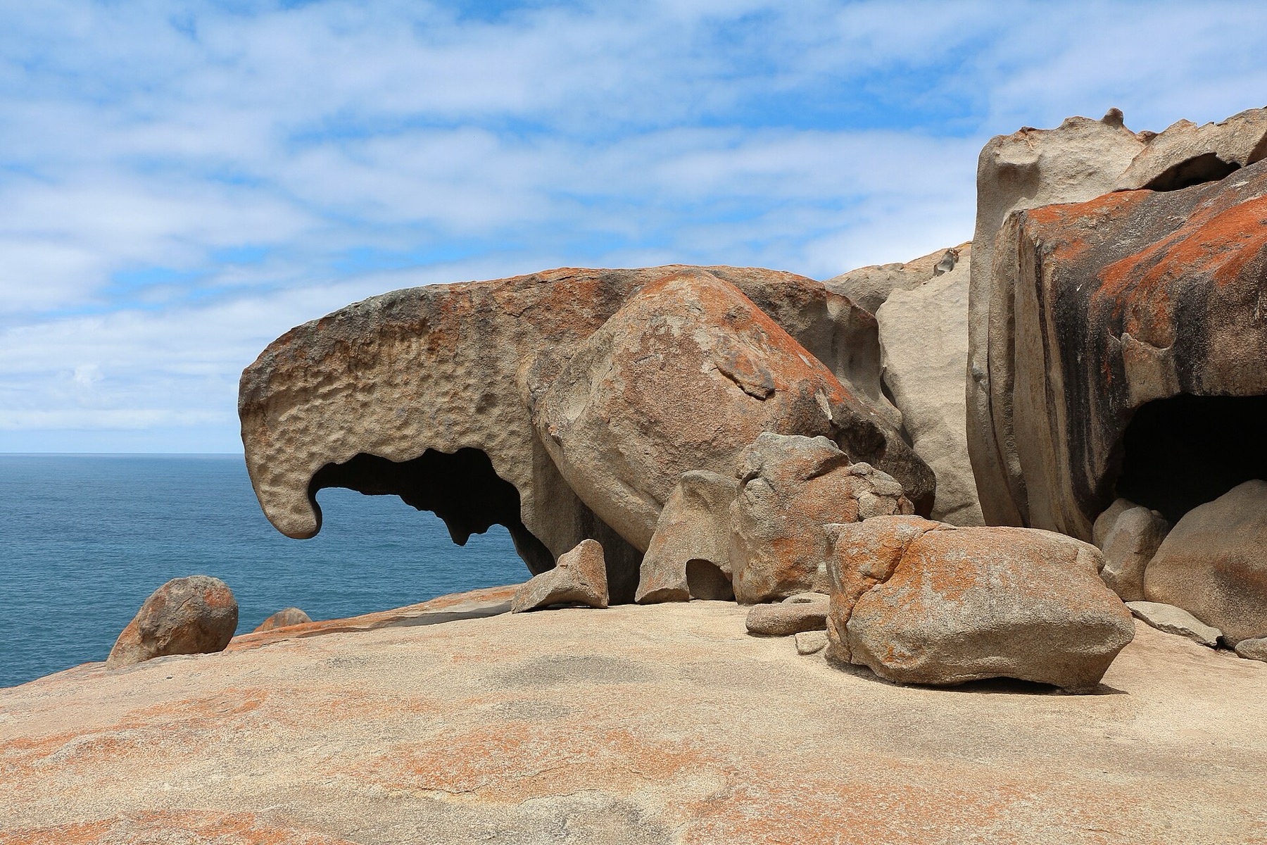 Austrália 2026: 30 lugares mais lindos + dicas práticas 20 Formações de granito Remarkable Rocks em Kangaroo Island