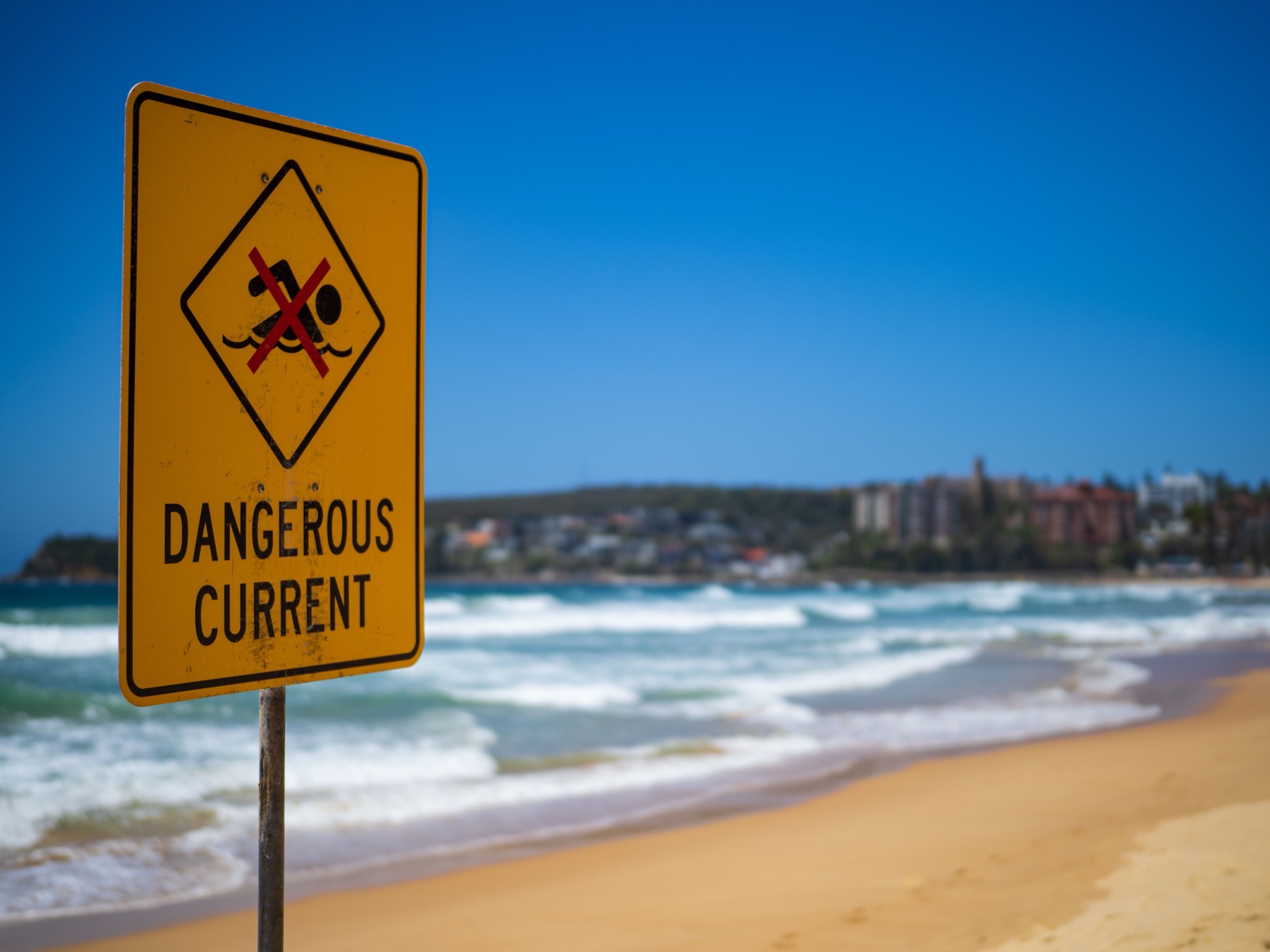 Broome Australien 2026: Seværdigheder i det vilde nord 3 Advarselsskilt på stranden