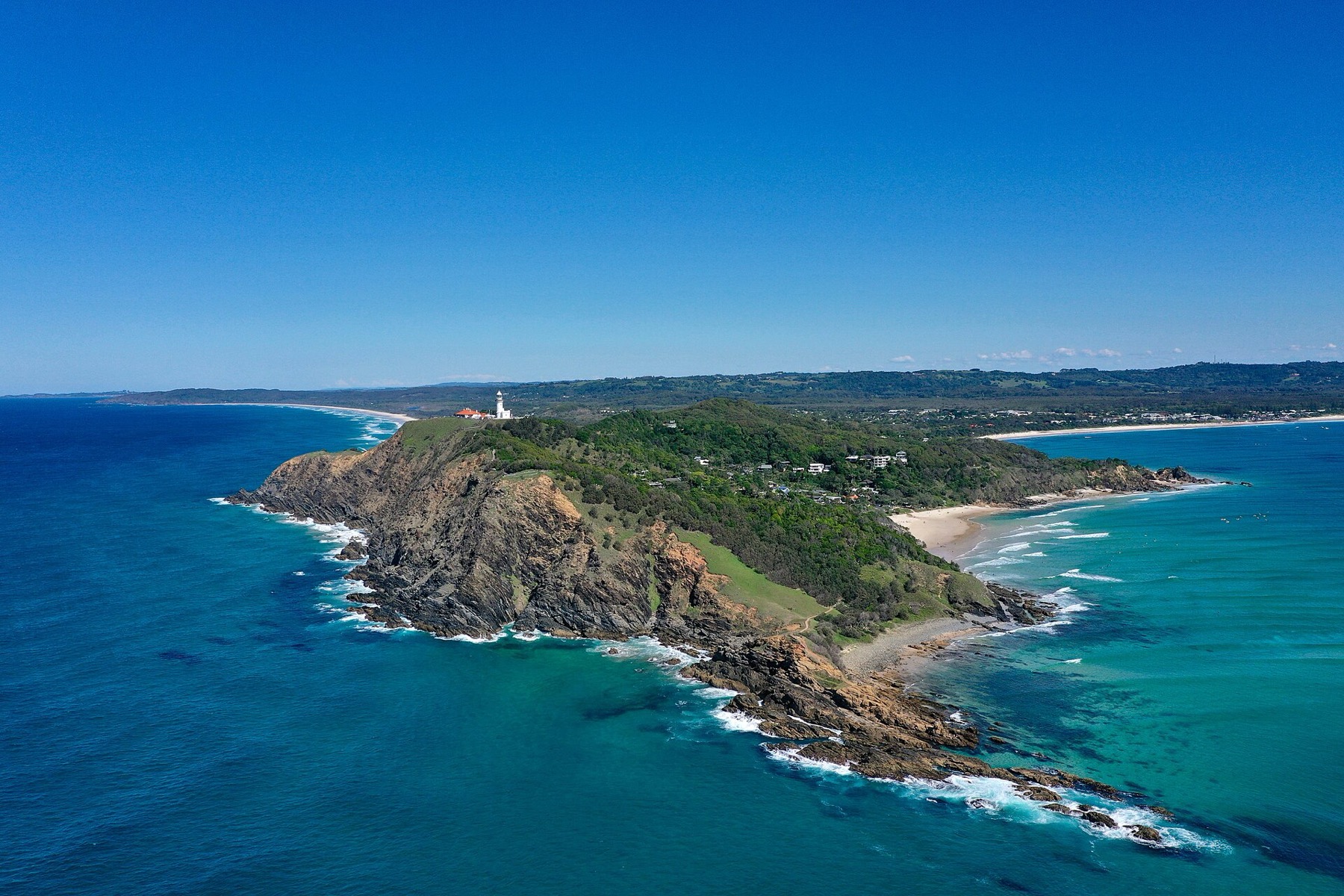 Byron Bay: 12 tipů, co dělat + maják a nejlepší pláže 1 Pobřeží Byron Bay