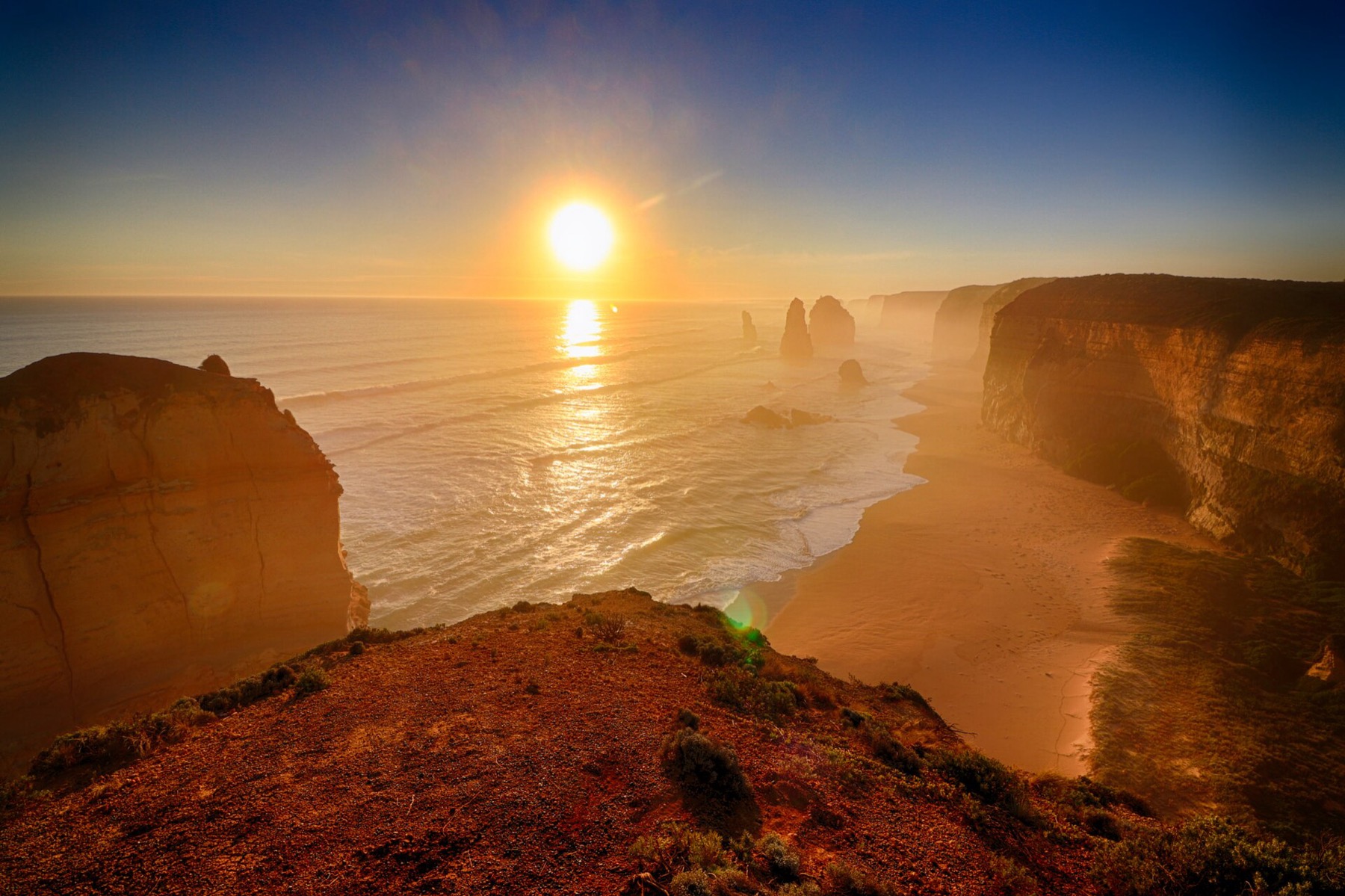 Great Ocean Road, Austrálie: 14 zastávek a itinerář na 2 dny 15 Apoštolové za soumraku