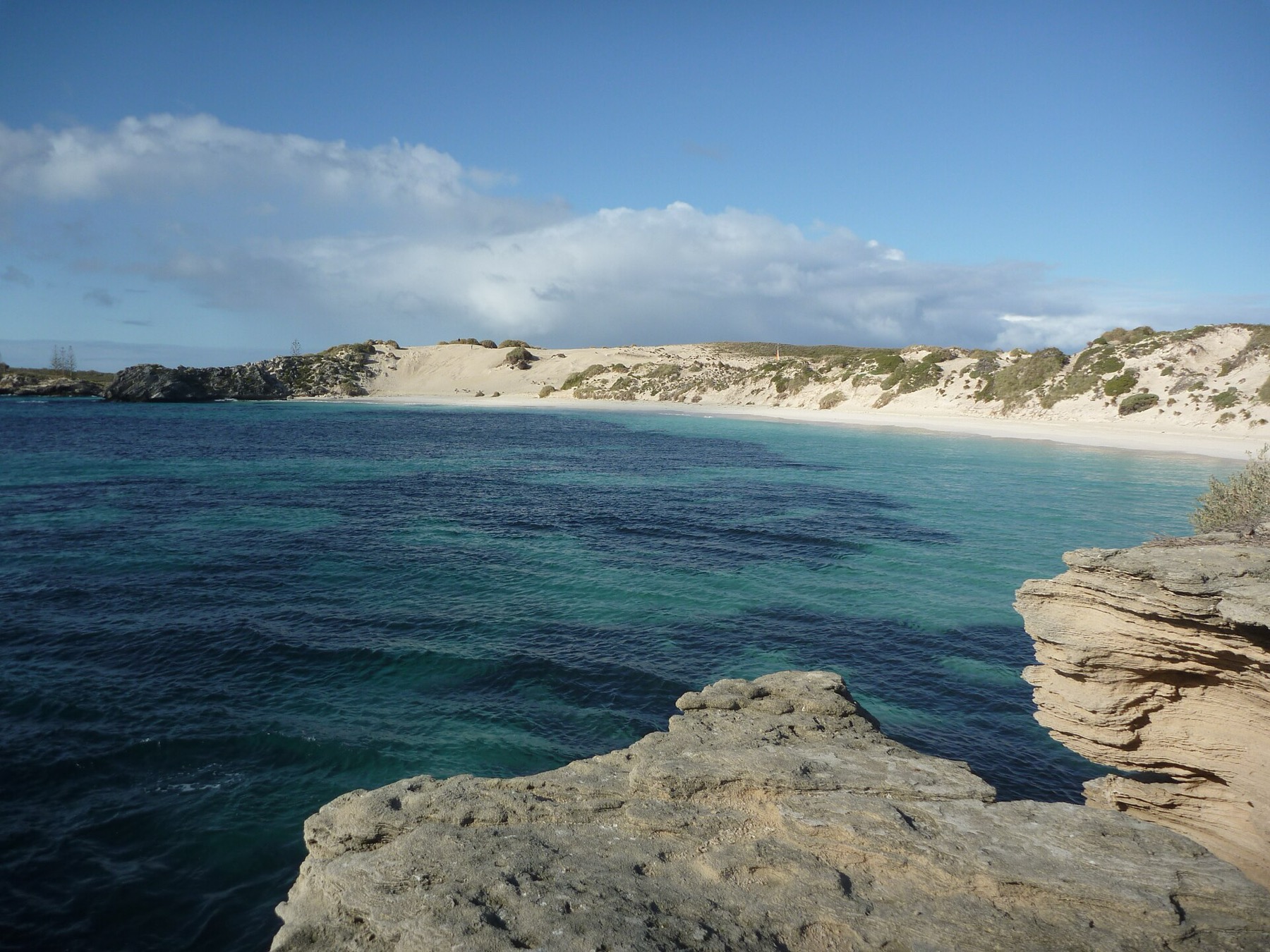 Rottnest Island, Austrálie: 12 tipů, co vidět – quokky a pláže 11 Little Parakeet Bay