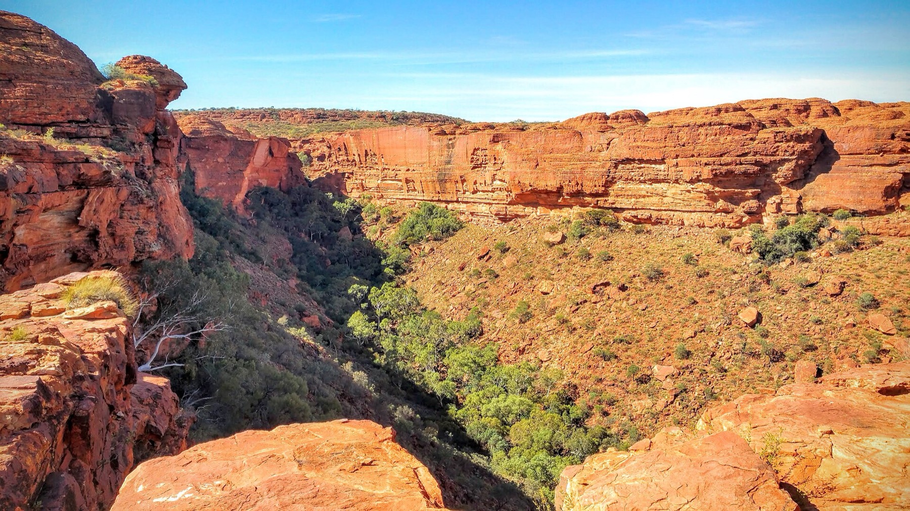 Uluru a Red Centre: 14 tipů na návštěvu rudého srdce v Austrálie 13 Stěny Kings Canyonu na trase Rim Walk
