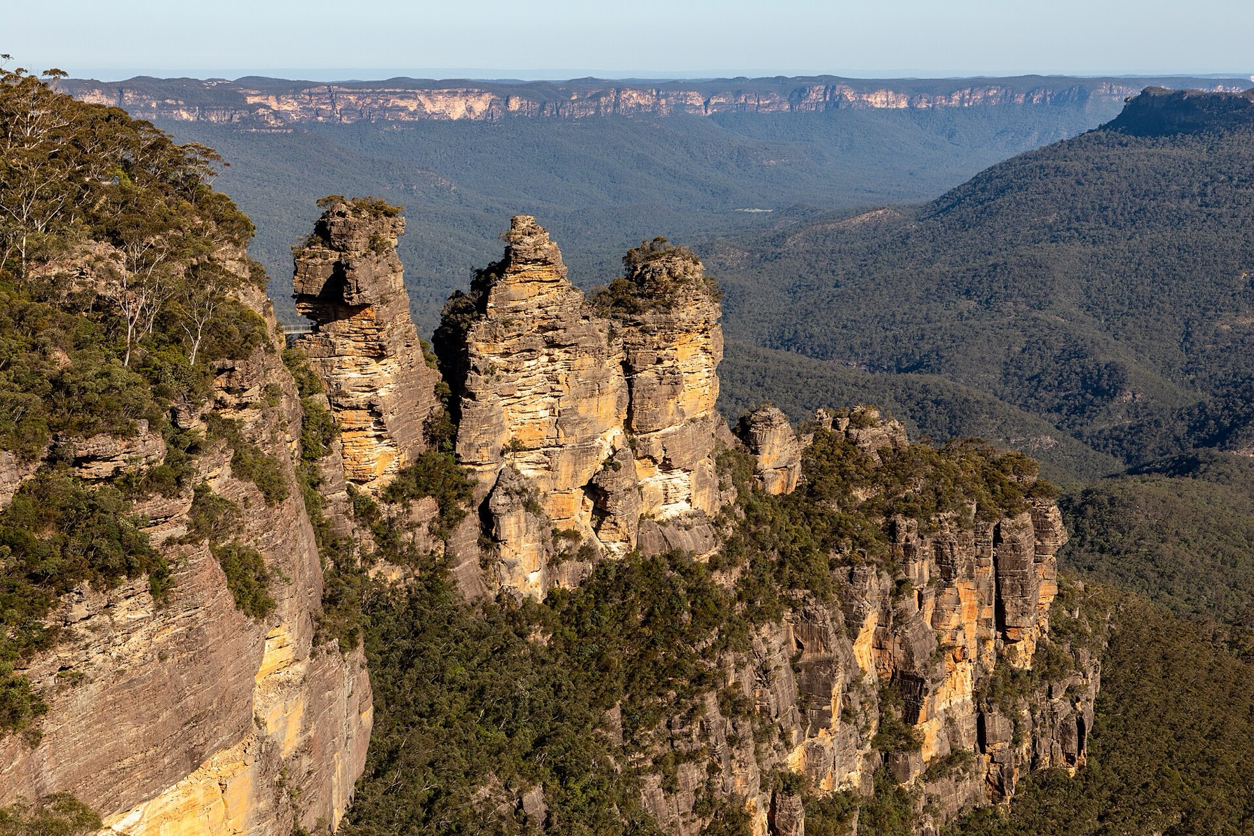 Australian itärannikko: reittiehdotus 2–4 viikolle vuonna 2026 6 Three Sisters Blue Mountainsissa