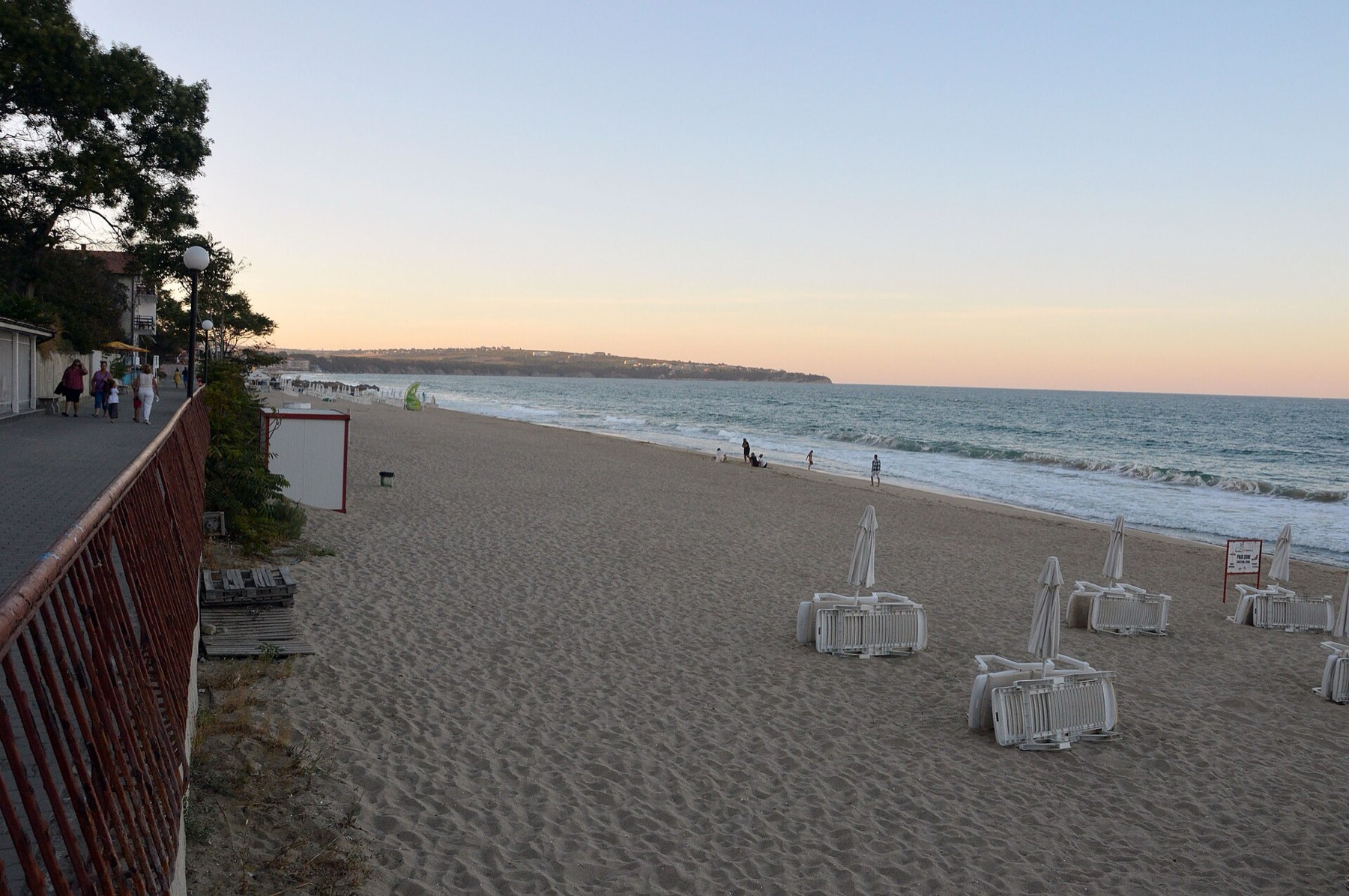 Viajes a Bulgaria todo incluido 2026: los 22 mejores resorts (también en familia) 6 Larga playa natural en Obzor