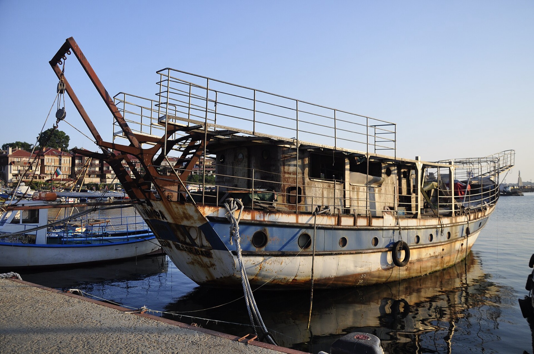 Nesebar, Bulharsko: 8 tipů, co vidět ve městě UNESCO + ceny a doprava 5 Přístav v Nesebaru