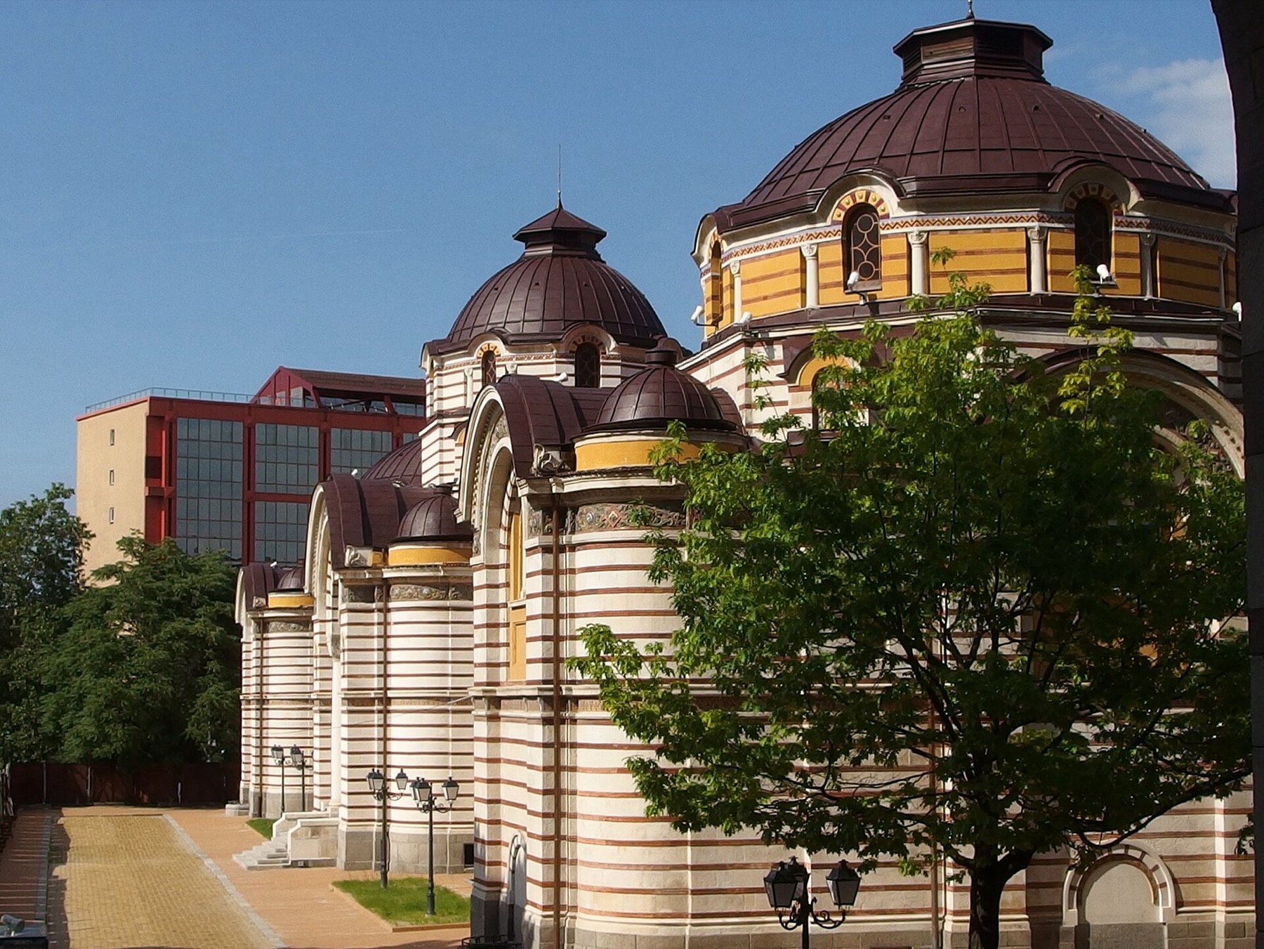 Sofía, Bulgaria 2026: 18 consejos, qué ver + precios y transporte 11 Baños Minerales Centrales, hoy Museo de Historia de Sofía