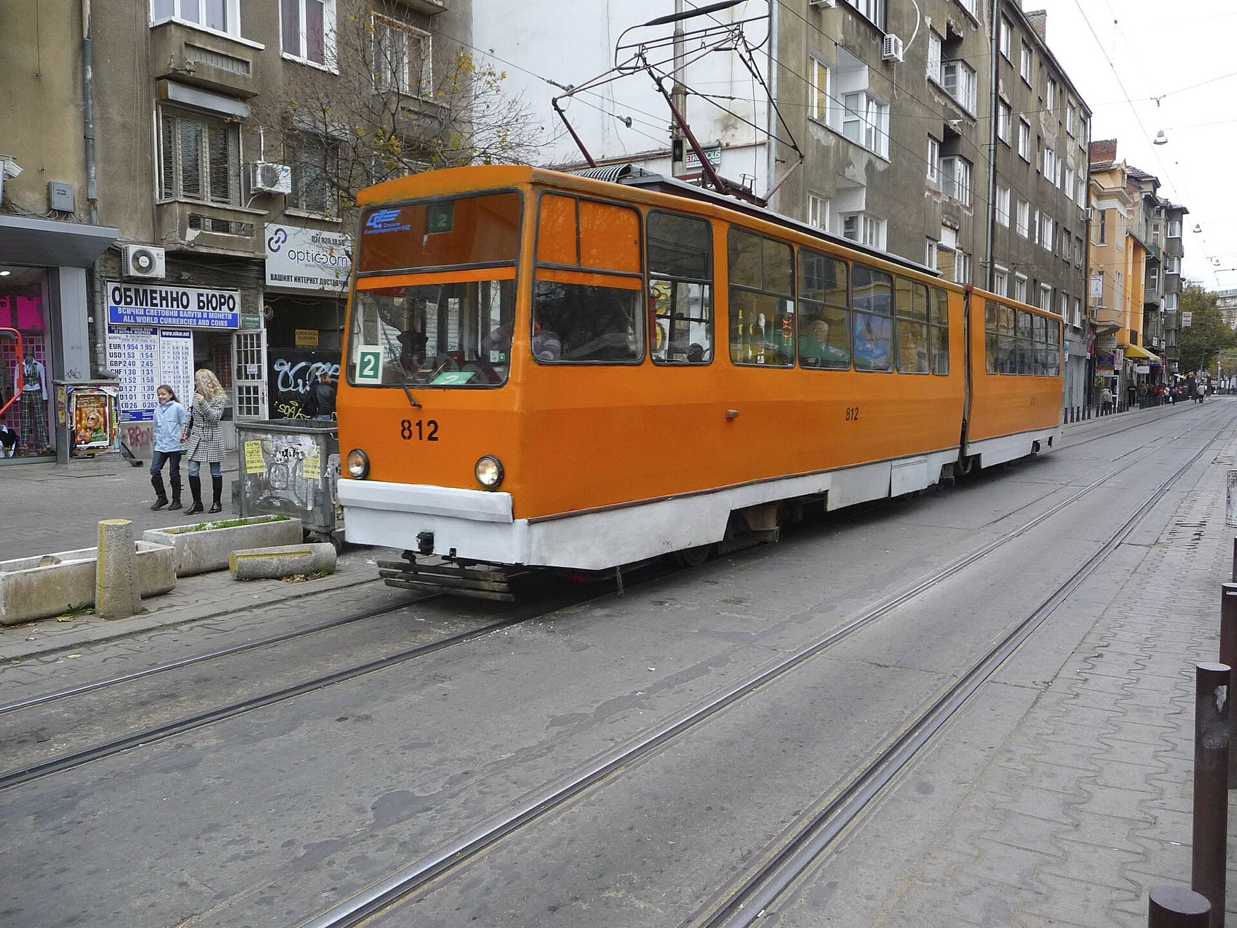 Sofía, Bulgaria 2026: 18 consejos, qué ver + precios y transporte 31 Tranvía en Sofía, donde es más seguro que los taxis falsos