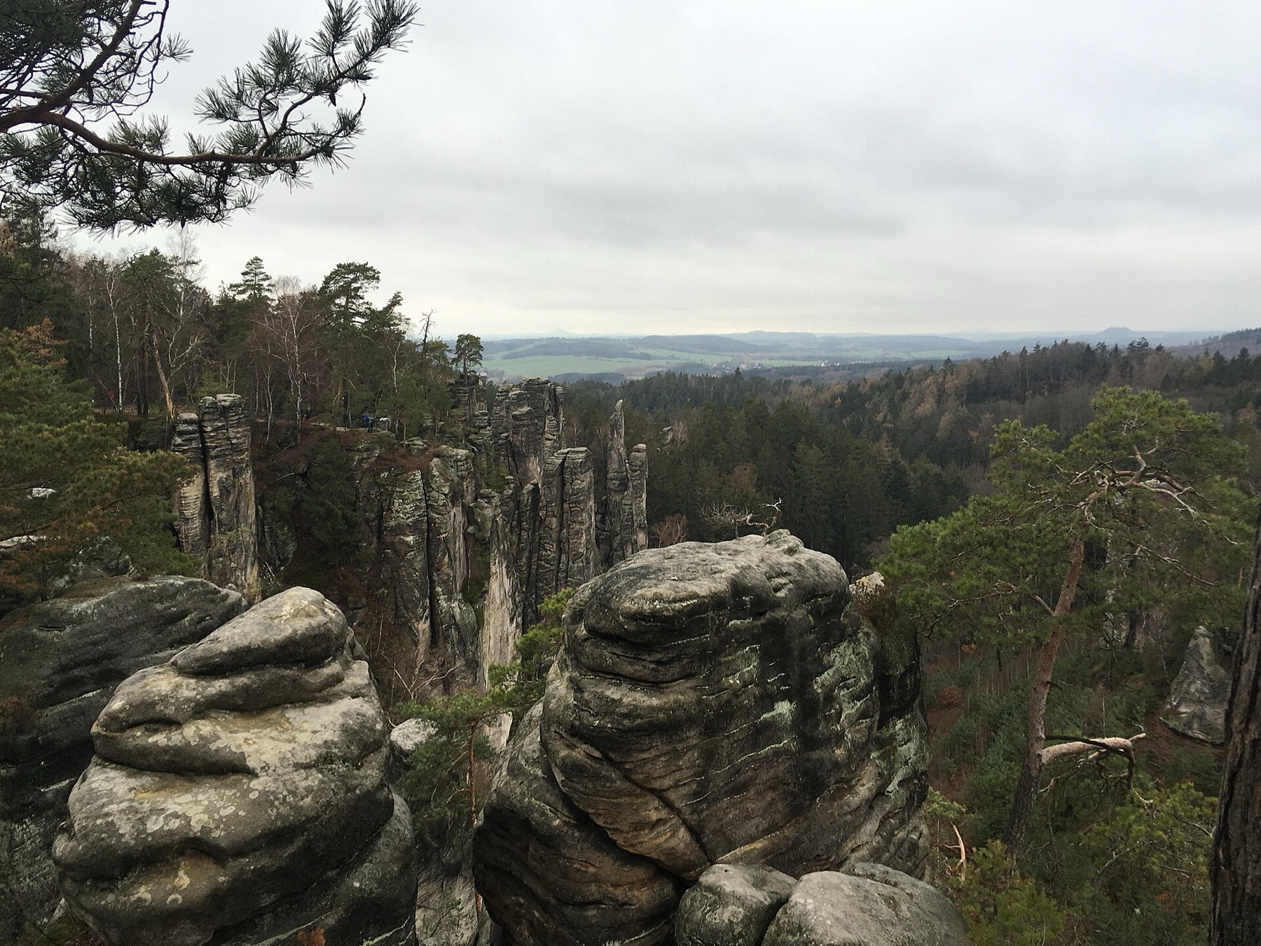 Rocas de Prachov: circuitos, entradas y 12 consejos 2026 16 Las Rocas de Prachov en invierno