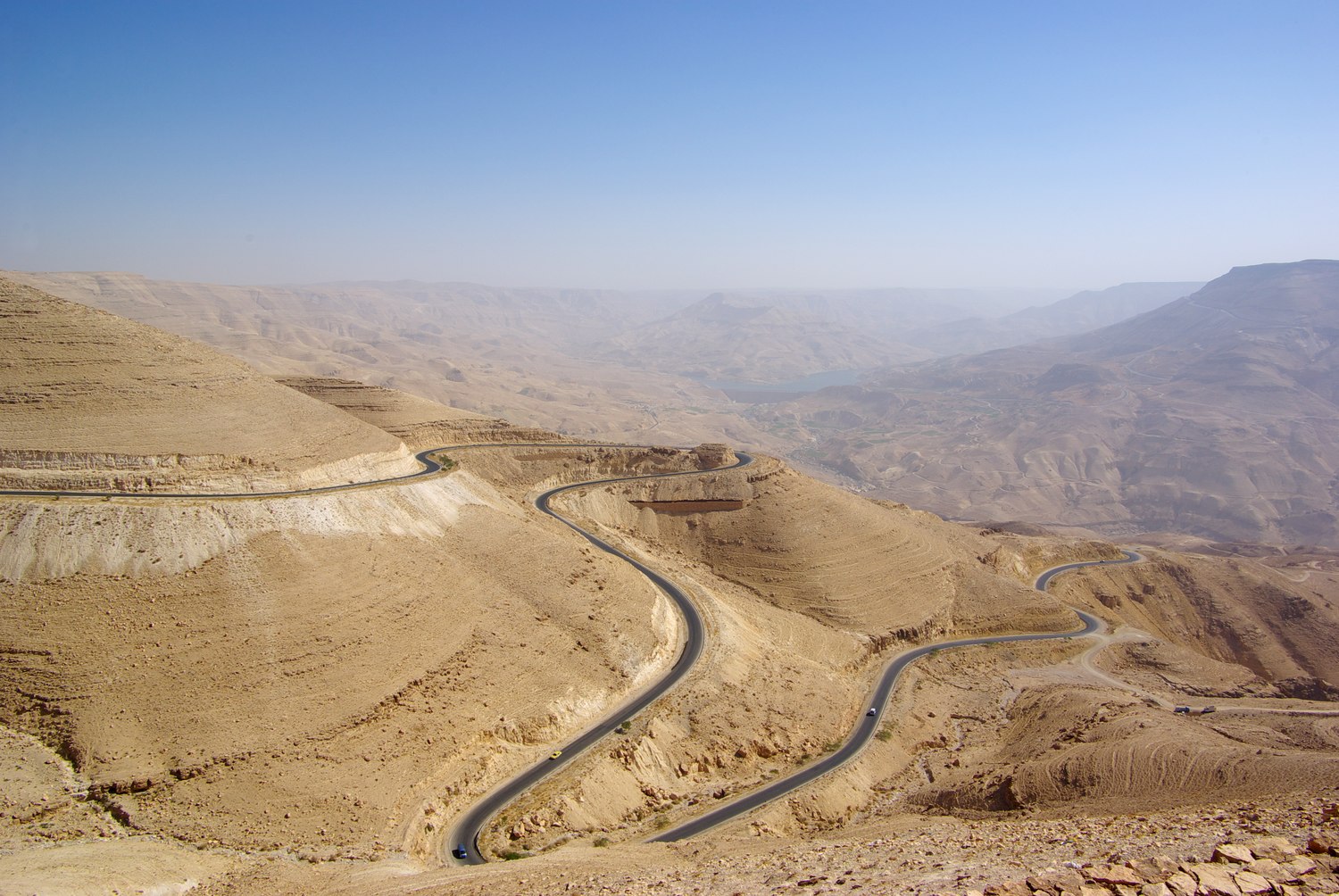 Loma Jordaniassa: 20 vinkkiä Petrasta Wadi Rumiin vuonna 2026 14 Wadi Mujibin kanjoni