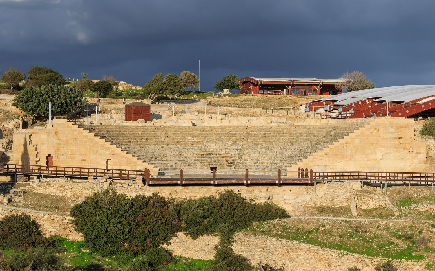 Vakantie Cyprus: 24 tips wat te zien en waar naar zee in 2026 10 Antiek theater in Kourion