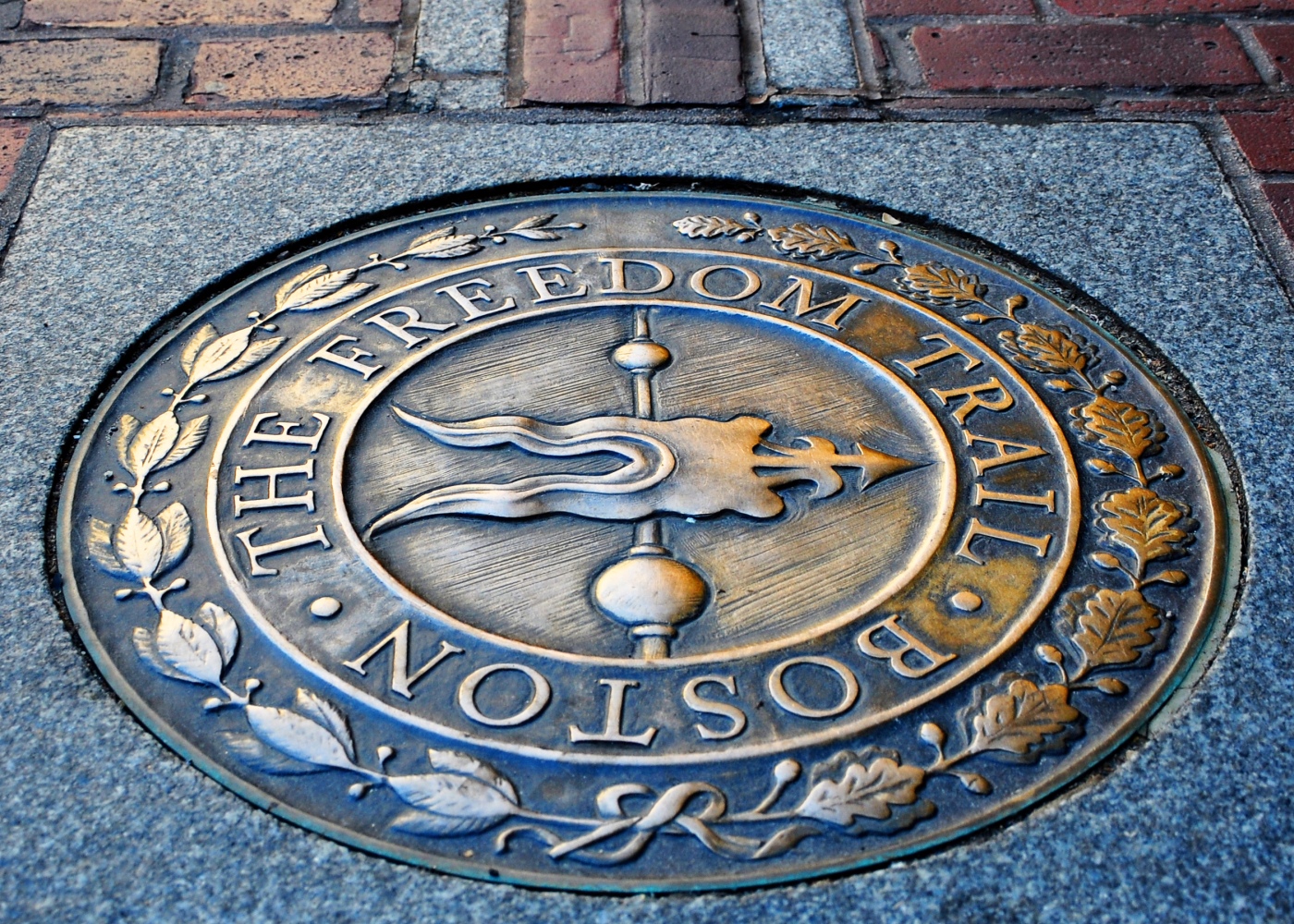 Boston, USA: 22 tipů, co vidět a dělat + Freedom Trail 2 Červená čára Freedom Trail v bostonském chodníku