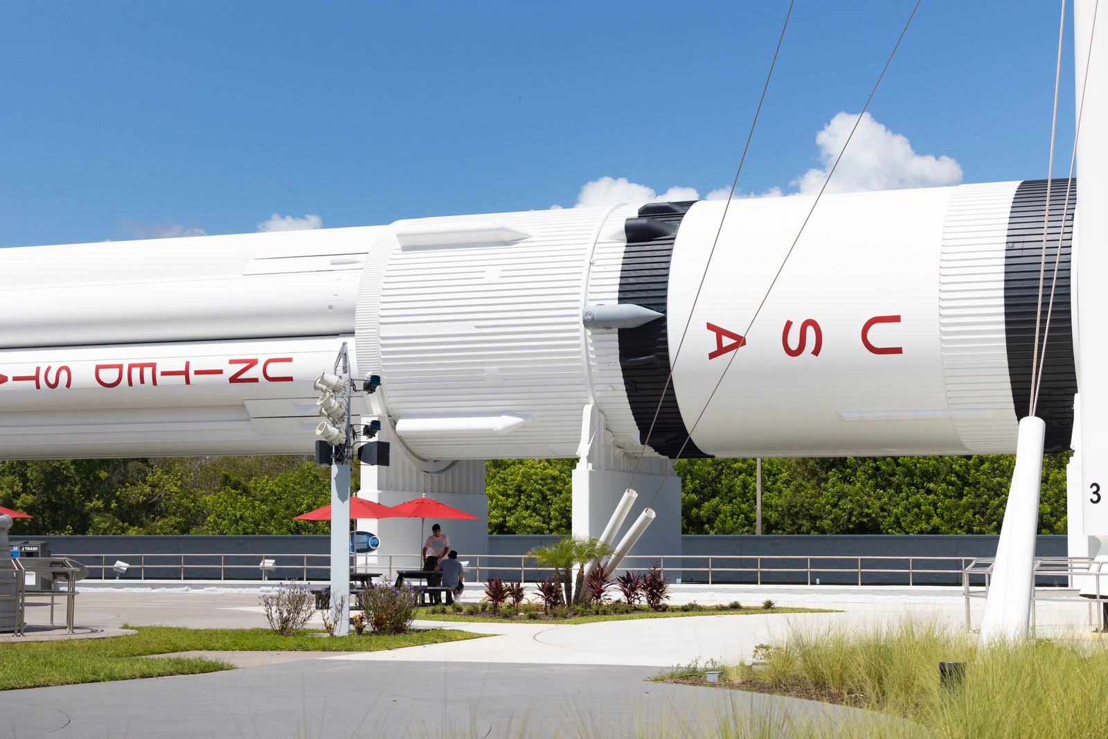 USA Florida 2026: 25 oplevelser, ruter og priser 10 Saturn V-raketten på Kennedy Space Center ved Cape Canaveral