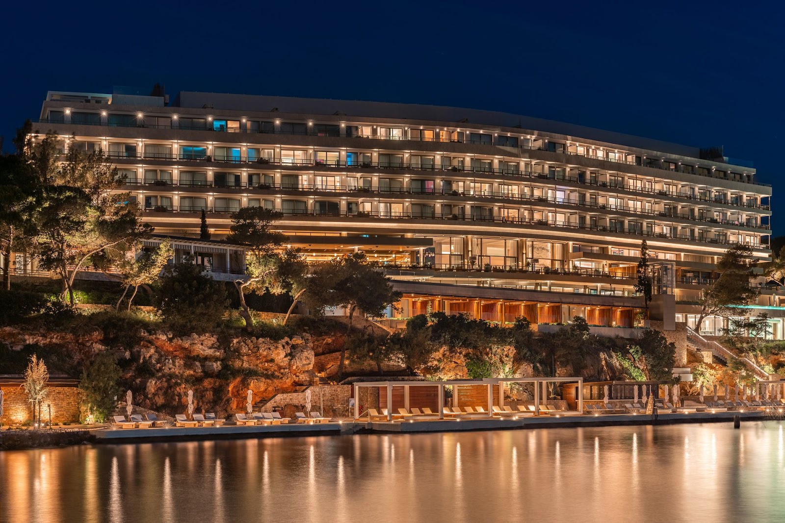 The World's Most Luxurious Hotels: 29 Addresses That Will Surprise You in 2026 25 Four Seasons Astir Palace near Athens