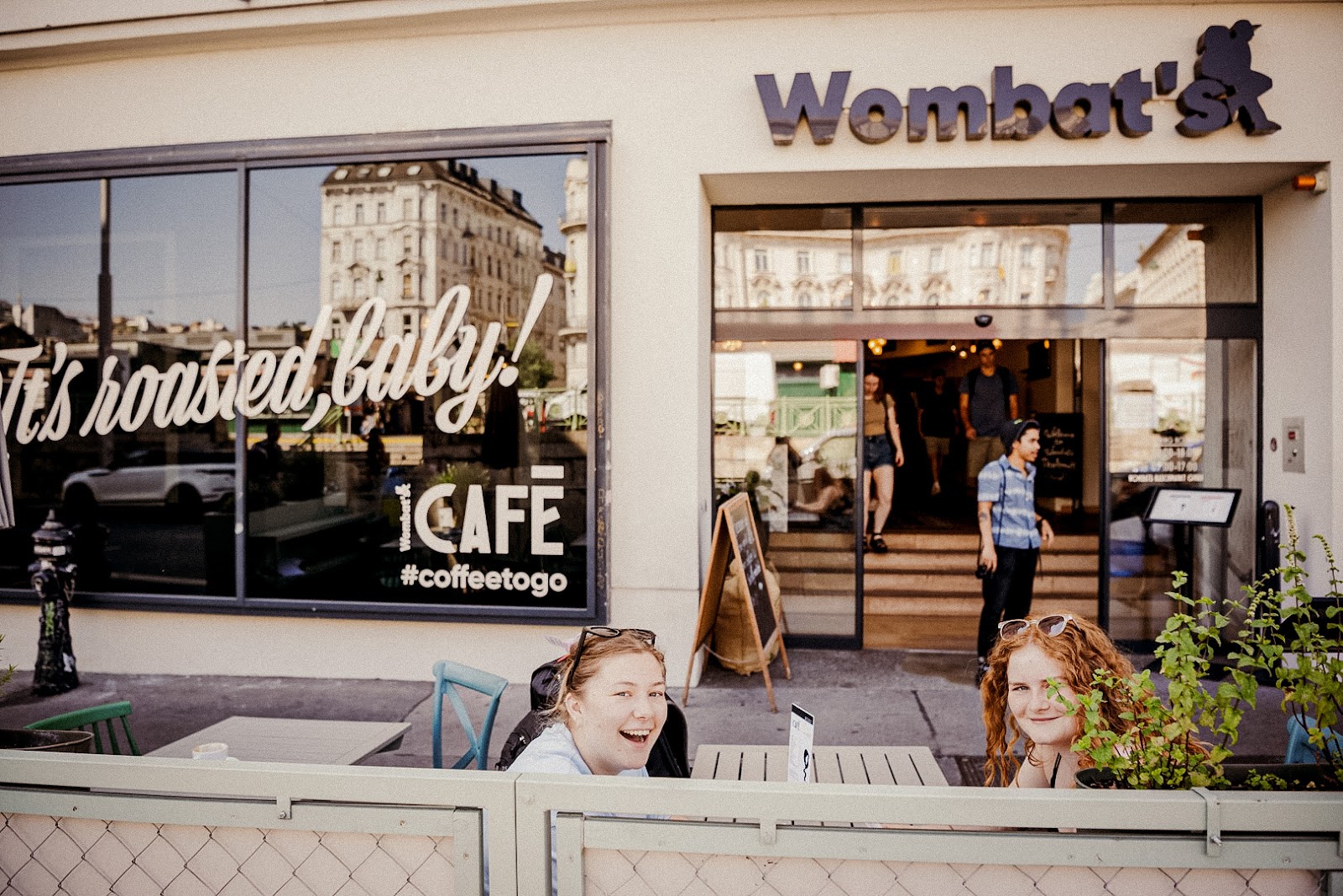 Bécs szállás: 26 tipp hotelekre és biztonságos kerületekre 2026-ban 48 A Wombat's hostel a bécsi Naschmarkt mellett