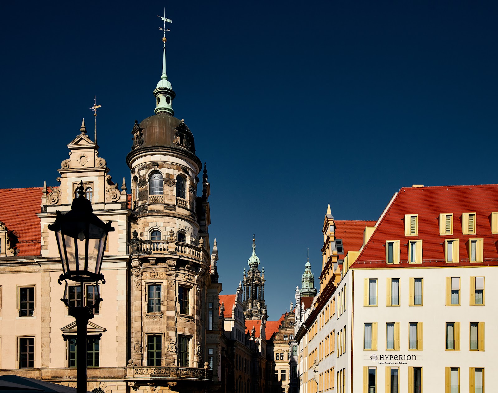 Übernachten in Dresden: 12 Tipps für die besten Hotels und Viertel 2026 6 HYPERION Hotel Dresden am Schloss