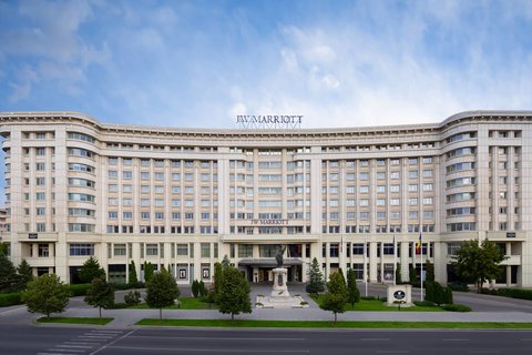 Dónde alojarse en Bucarest, Rumanía: 18 mejores hoteles y barrios en 2026 7 JW Marriott Bucharest Grand Hotel