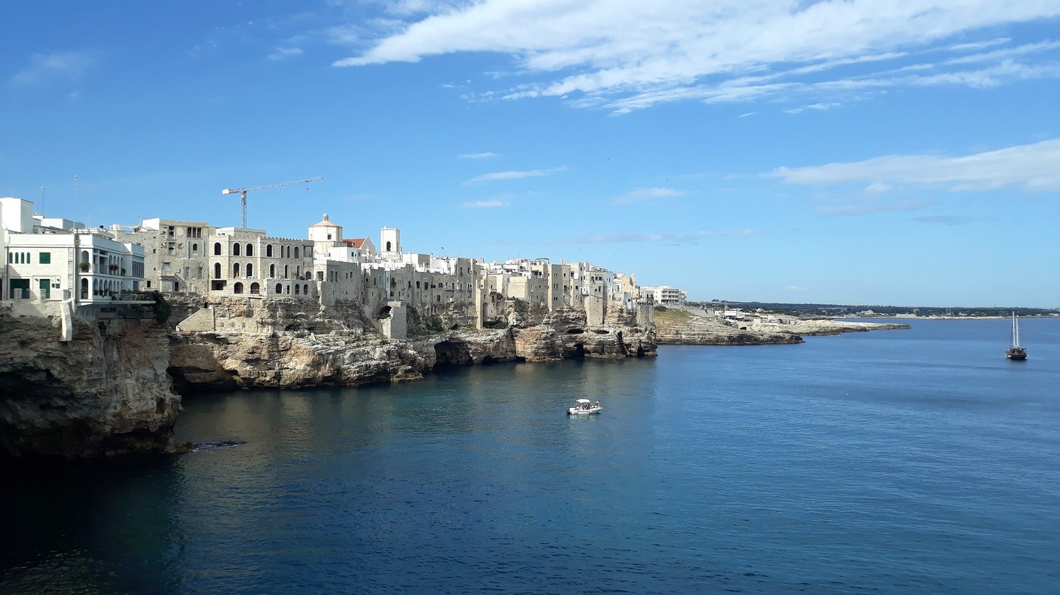 24 parasta matkakohdetta toukokuussa (ei vain rannalle) 29 Polignano a Mare Apuliassa