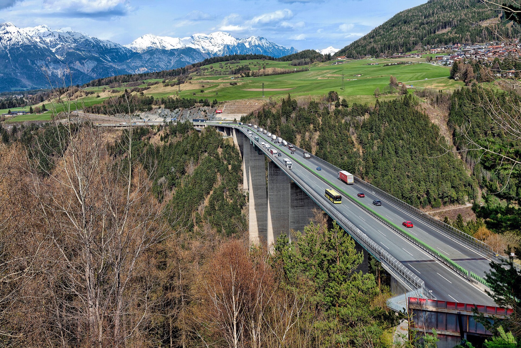 Austria Vignette 2026: Price, Where to Buy & the End of Sticker Vignettes 2 The A13 motorway over the Brenner Pass