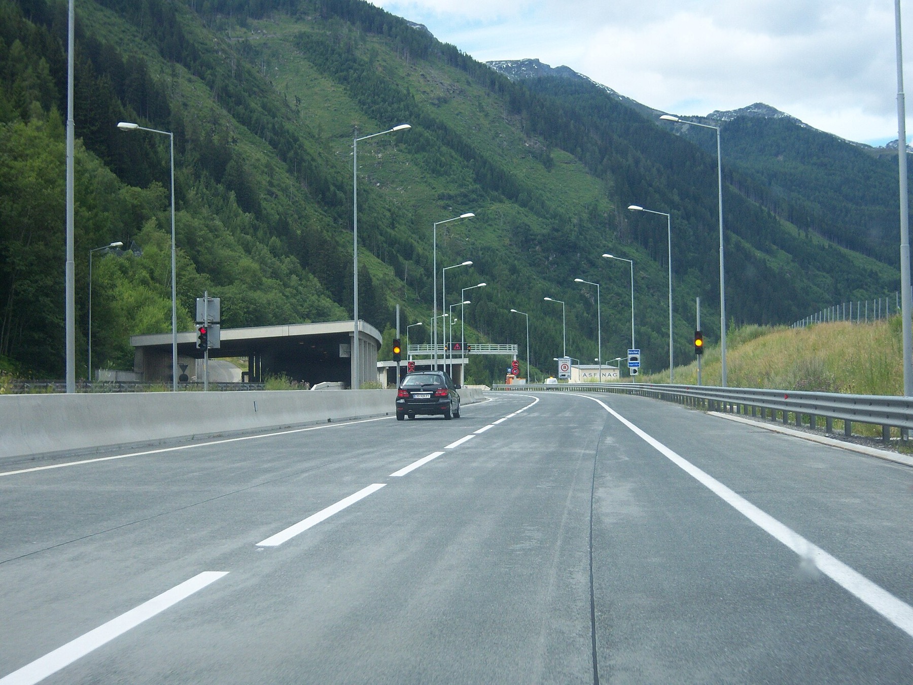 Austria Vignette 2026: Price, Where to Buy & the End of Sticker Vignettes 8 The Katschberg tunnel on the A10 motorway