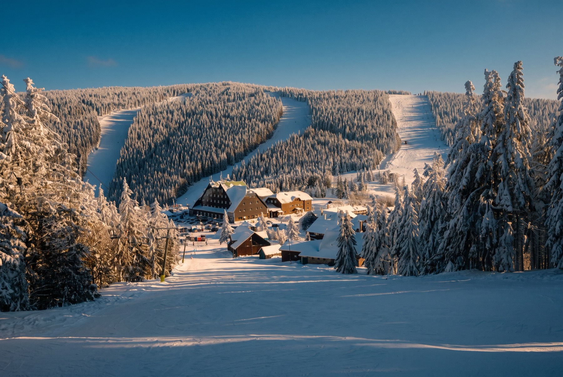 Altvatergebirge im Winter 2026: 14 Tipps, was zu sehen – Praděd, Kouty und Červenohorské sedlo 9 Červenohorské sedlo im Winter