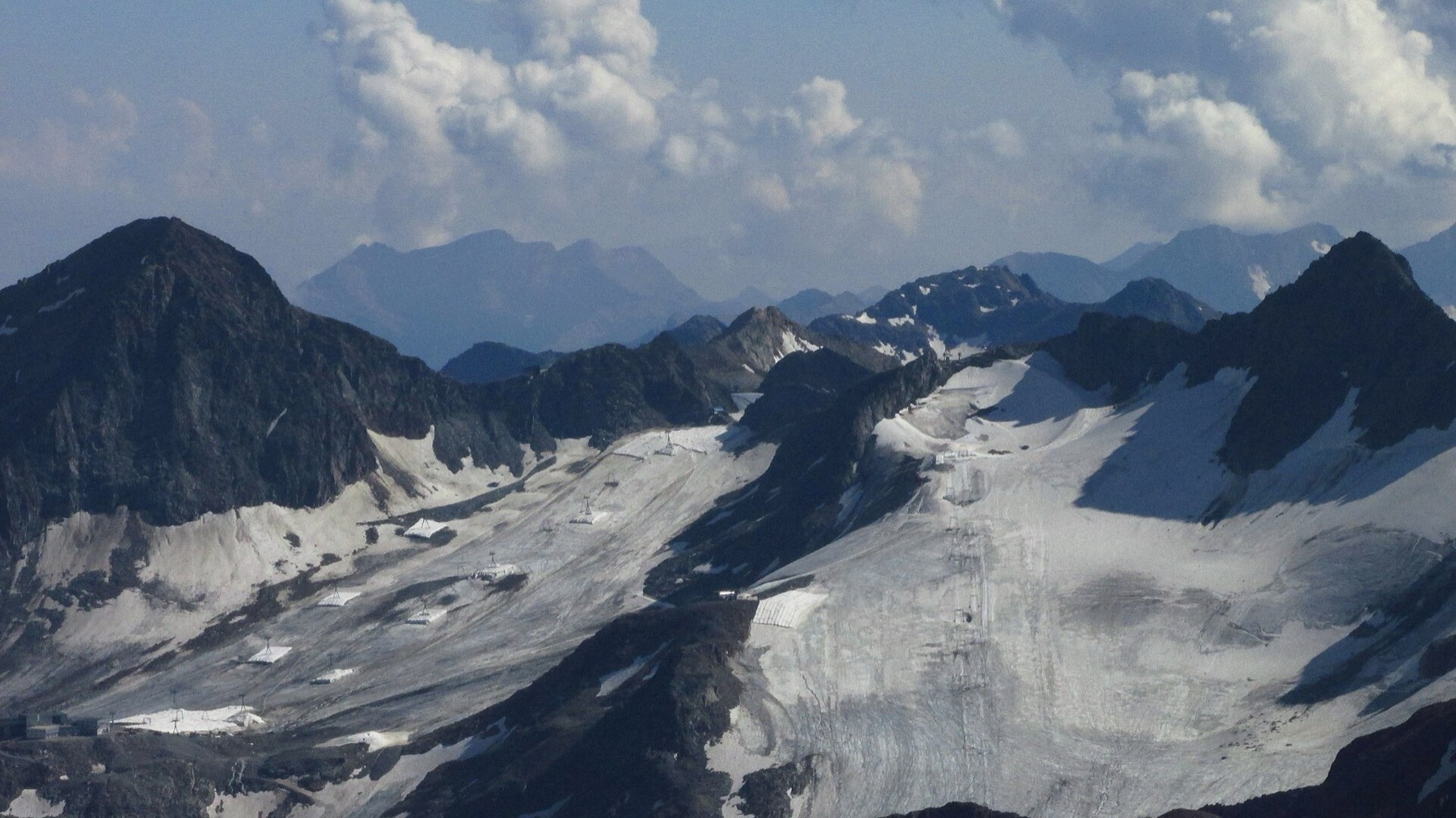 Skifahren in Österreich: 20 Top-Skigebiete und Skipass-Preise 2026 27 Stubaier Gletscher