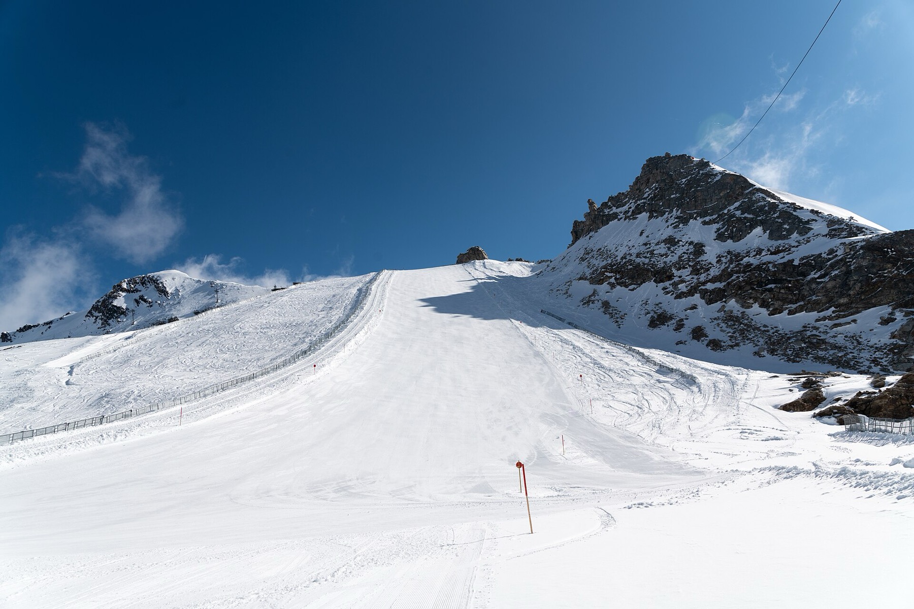 Skifahren in Österreich: 20 Top-Skigebiete und Skipass-Preise 2026 29 Hintertux-Gletscher mit ganzjährigem Betrieb