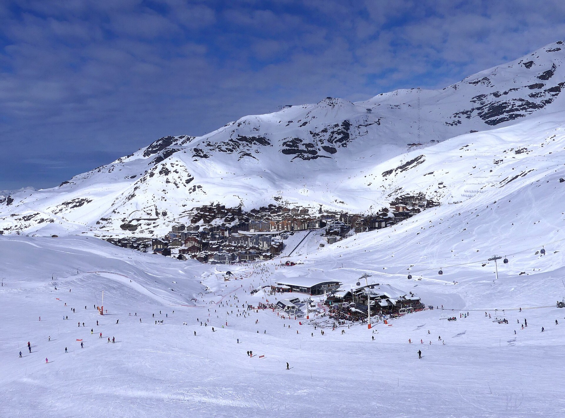 Největší lyžařské areály světa: 12 tipů a které za to (ne)stojí 1 Val Thorens, nejvýše položené středisko Les 3 Vallées