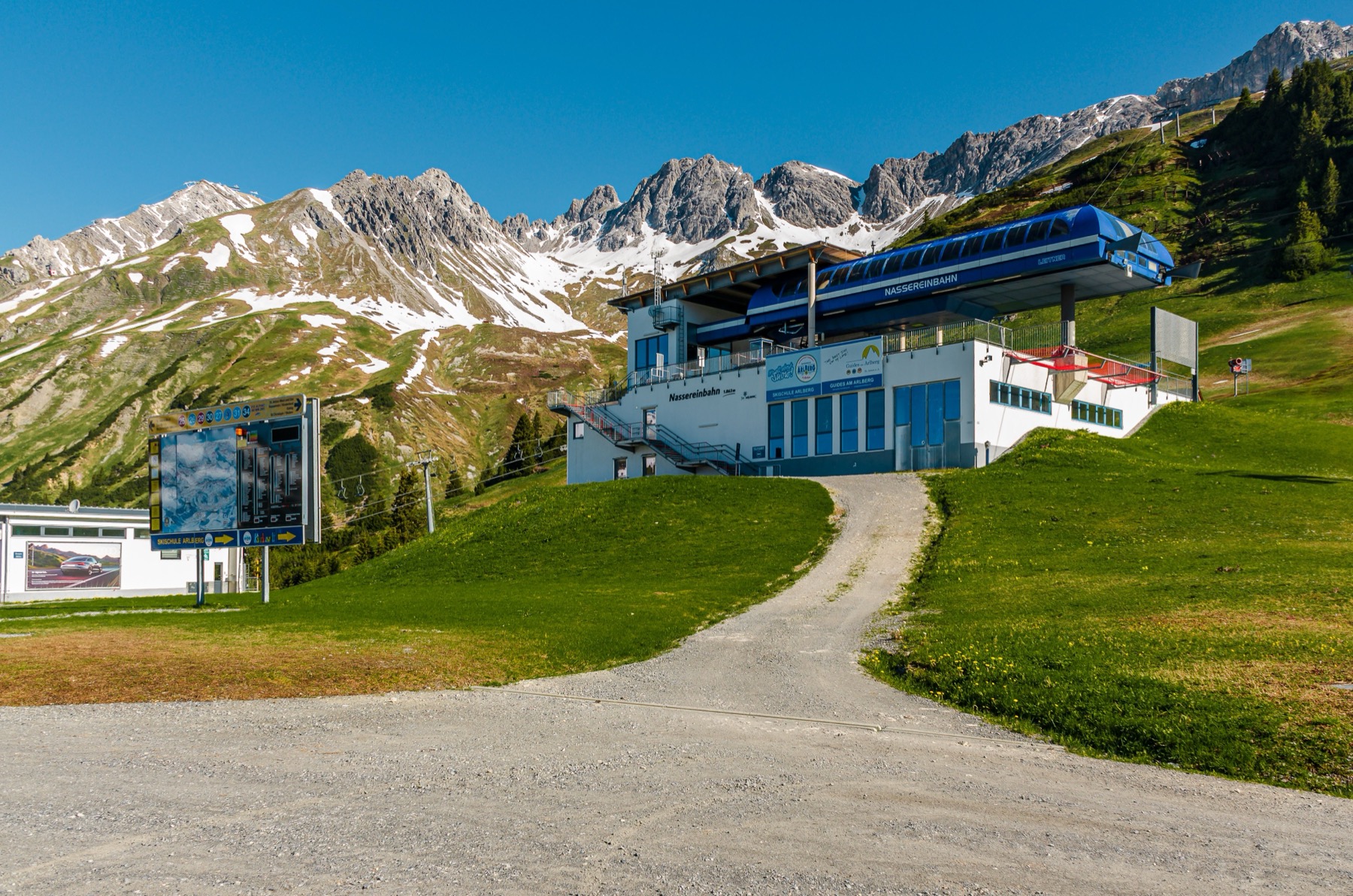 Schladming and Ski amadé: 14 Tips for Austria's Largest Ski Pass in 2026 17 Gipfelbahn cable car on Hochwurzen