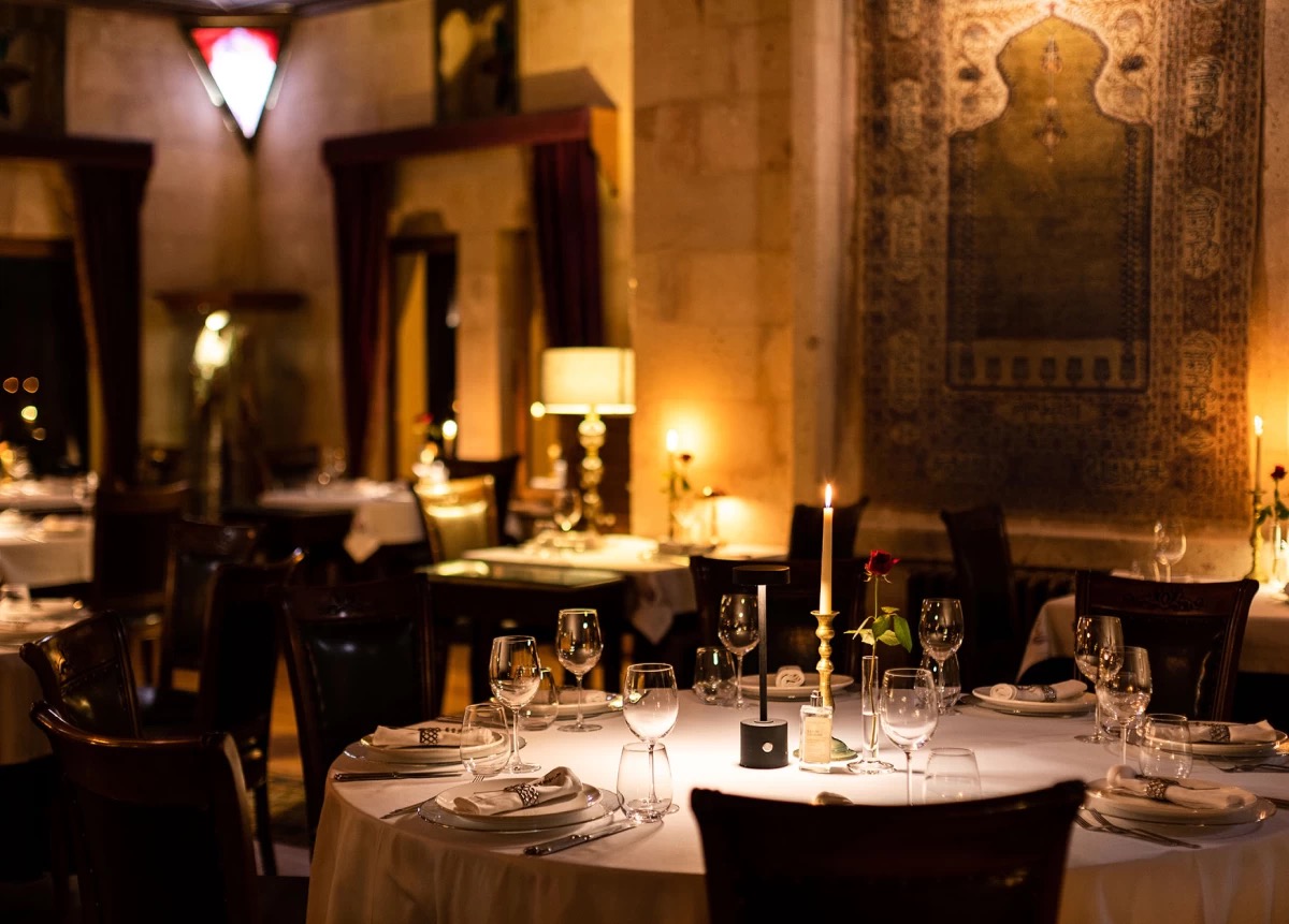 Alojamientos únicos del mundo: 35 lugares para tu bucket list en 2026 45 Restaurante del Museum Hotel en la toba