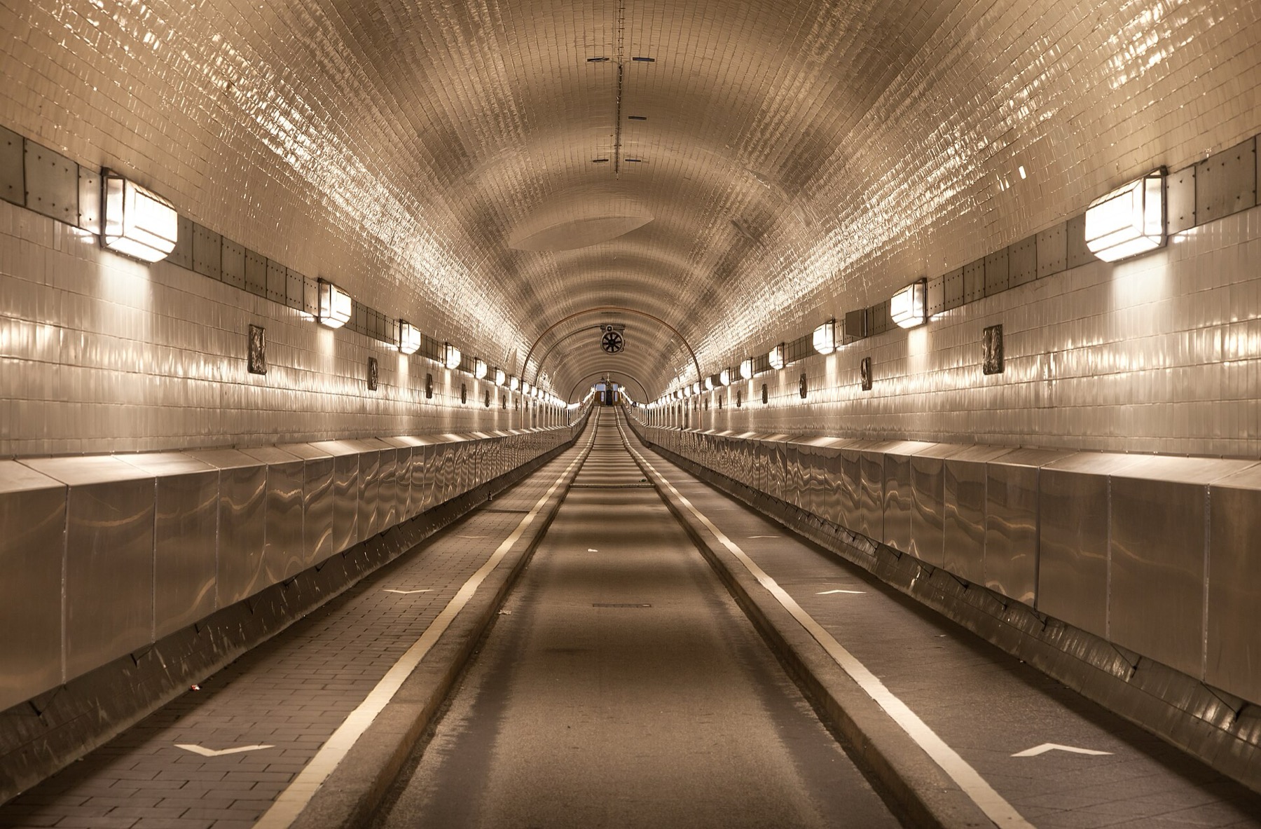 Co vidět v Hamburku: 22 tipů, co vidět a dělat v Benátkách severu 17 Starý labský tunel