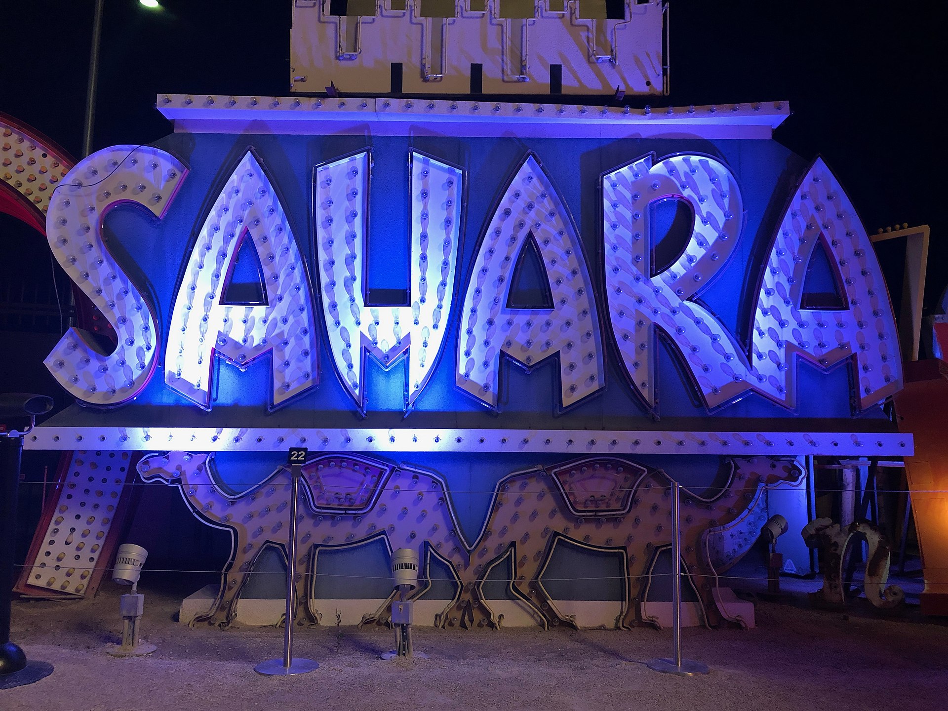 Las Vegas, USA: 29 tipp, mit láss a Stripen túl is 2026-ban 21 Történelmi neon a Neon Museumban