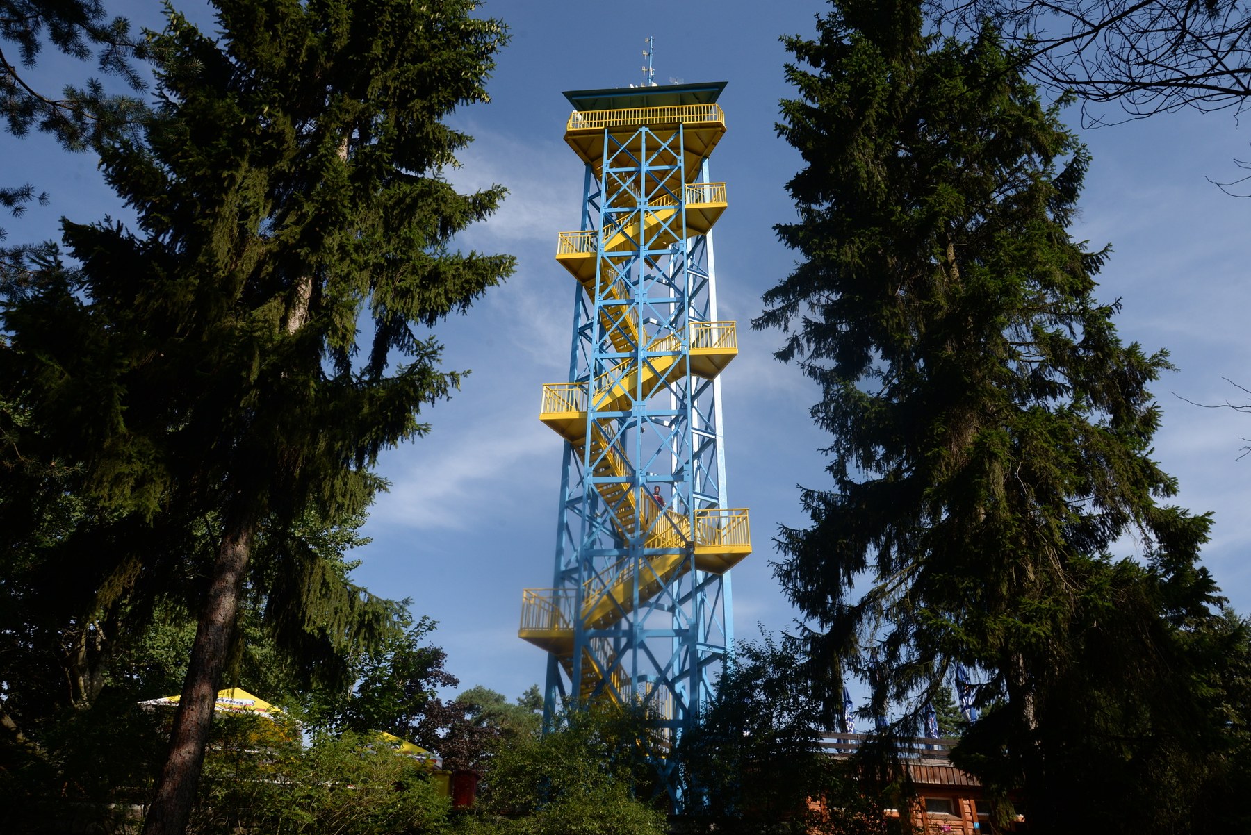 Olomouc con bambini: 34 idee su cosa fare e dove andare nel 2026 28 Torre panoramica dello ZOO di Olomouc a Svatý Kopeček
