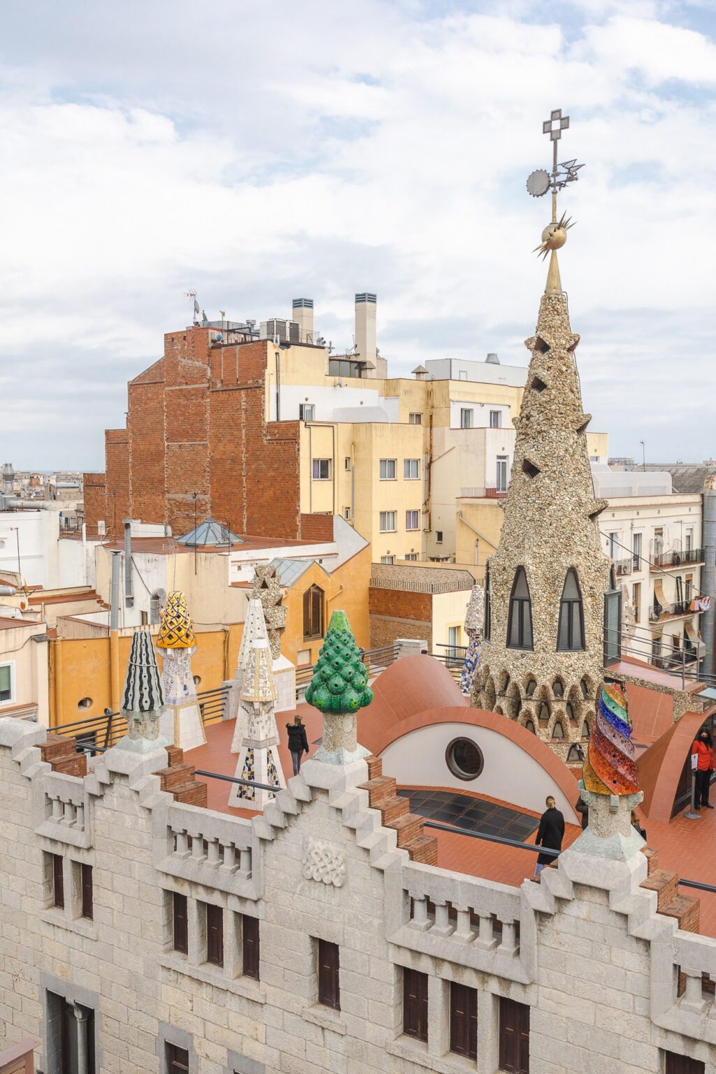 Španělsko 2 Gaudí v Barceloně: 12 staveb, které stojí za návštěvu