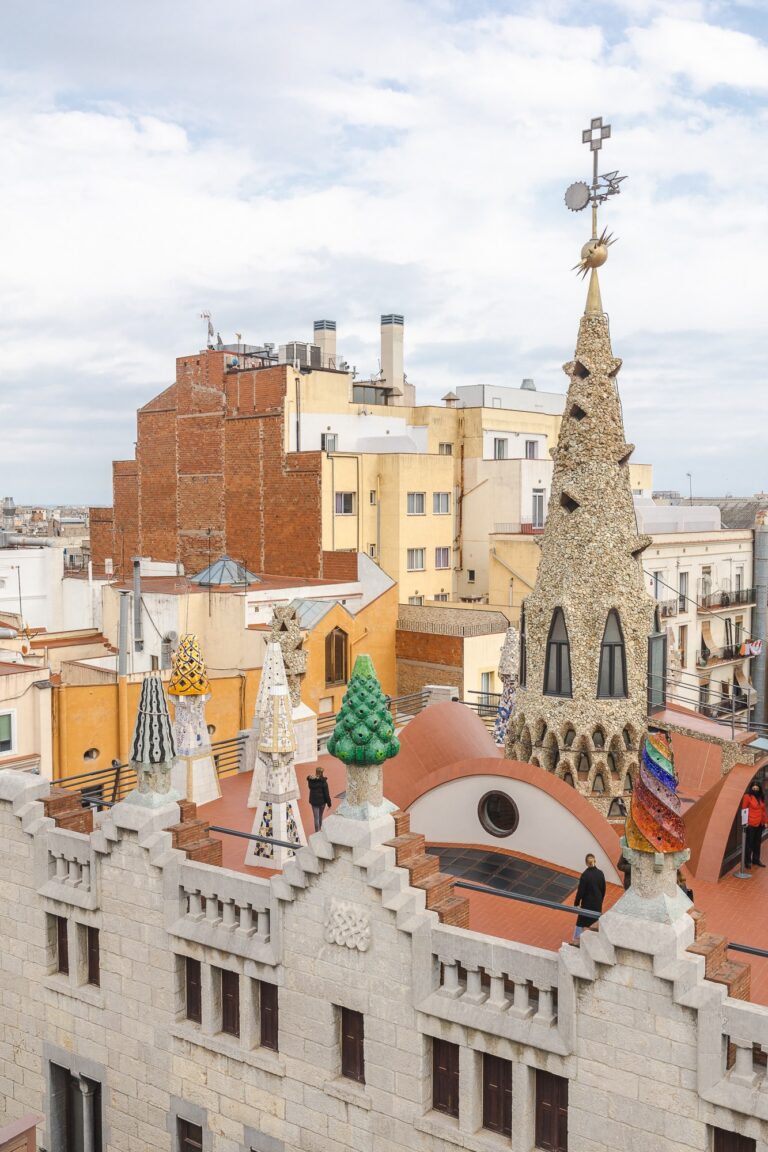 Katalánsko 4 Gaudí v Barceloně: 12 staveb, které stojí za návštěvu