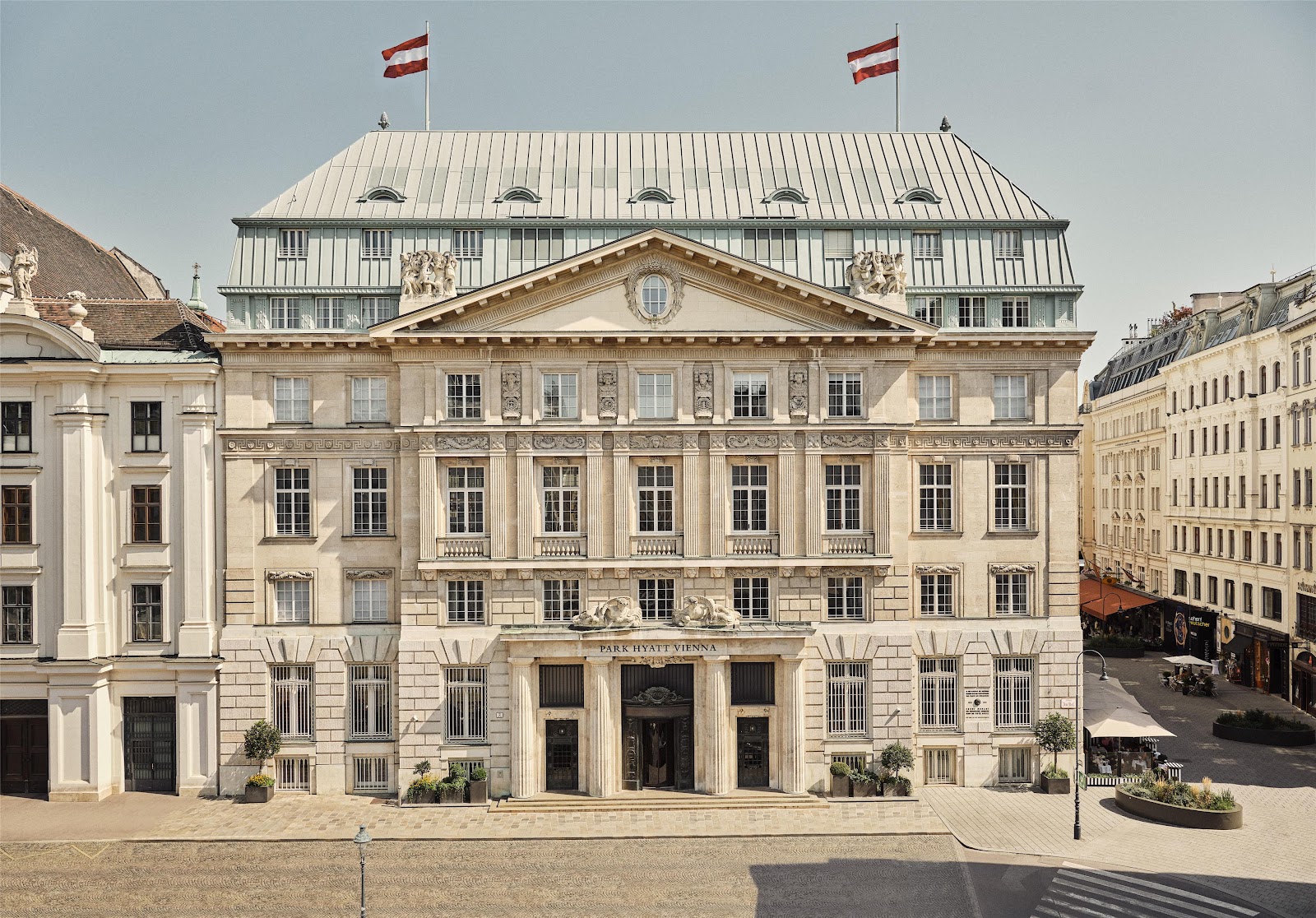 Bécs szállás: 26 tipp hotelekre és biztonságos kerületekre 2026-ban 7 A Park Hyatt Vienna egy egykori bank épületében