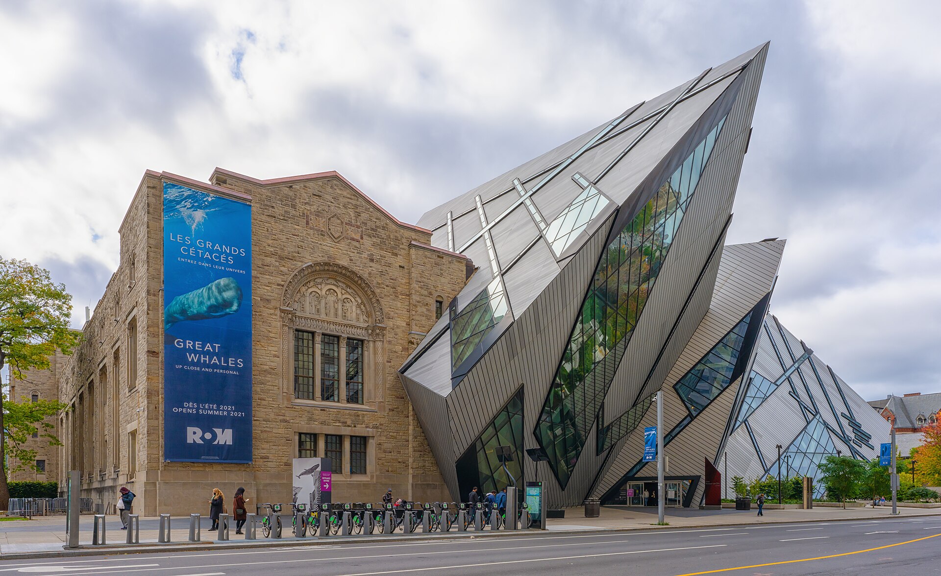 Toronto, Kanada: 20 Sehenswürdigkeiten & Tipps 2026 14 Kristallförmiger Anbau des Royal Ontario Museum