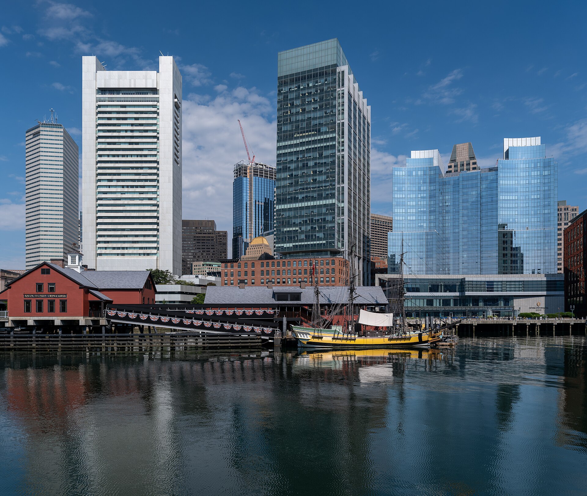 Boston, USA: 22 Things to See and Do + Freedom Trail 11 Ship replicas at the Boston Tea Party Ships & Museum