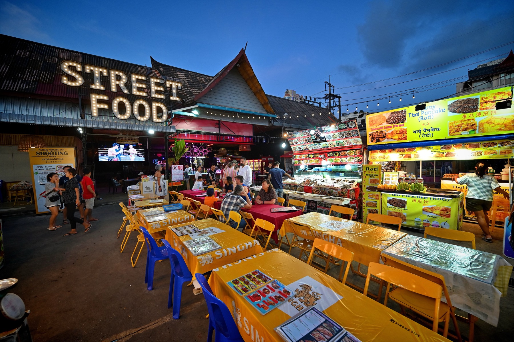 Was du auf Phuket sehen solltest: 16 Tipps abseits der Bangla Road 2026 19 Nachtmarkt auf Phuket