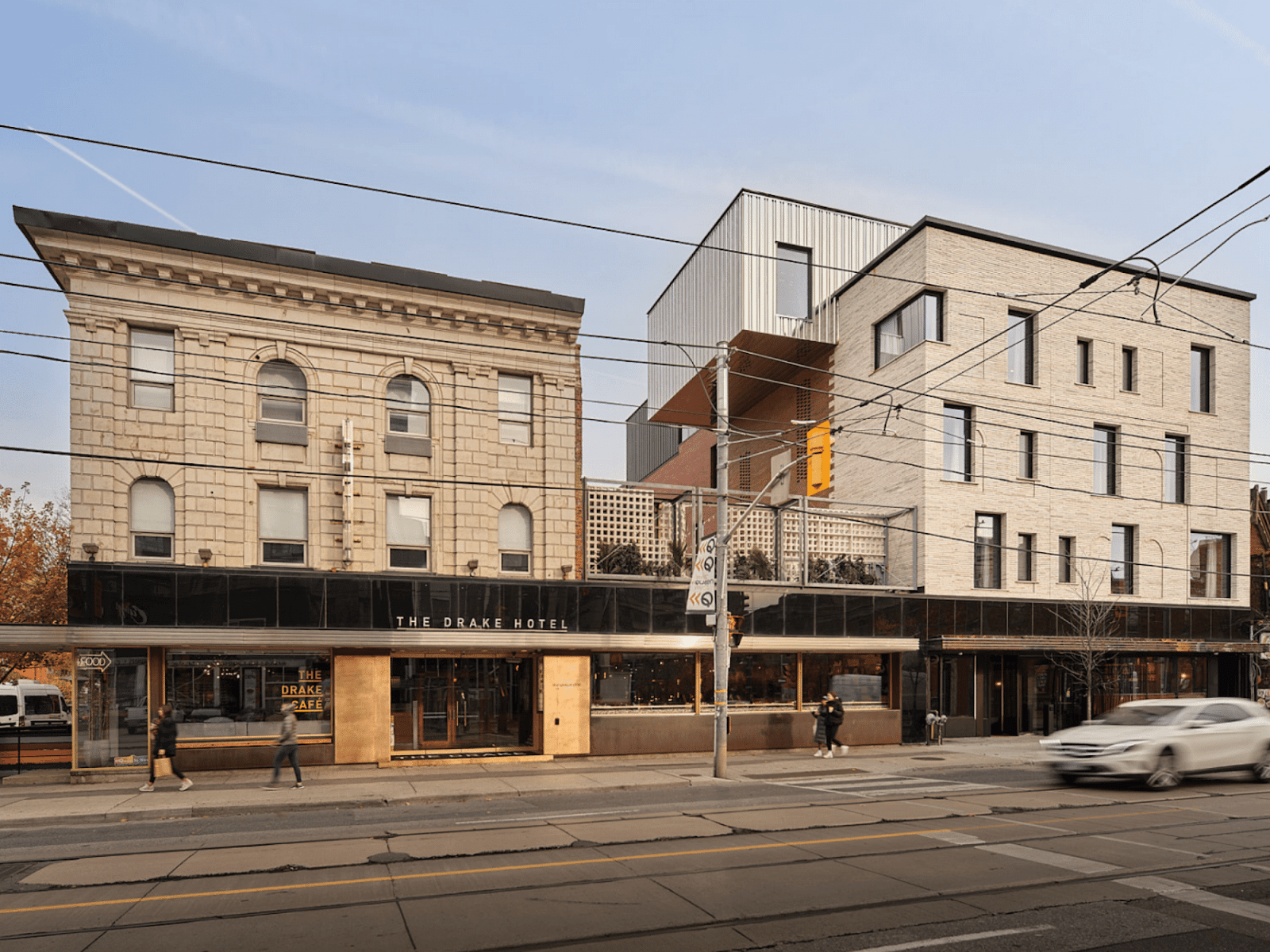 Hol szállj meg Torontóban: a 20 legjobb hotel és stratégiai helyszín 2026-ban 14 The Drake Hotel