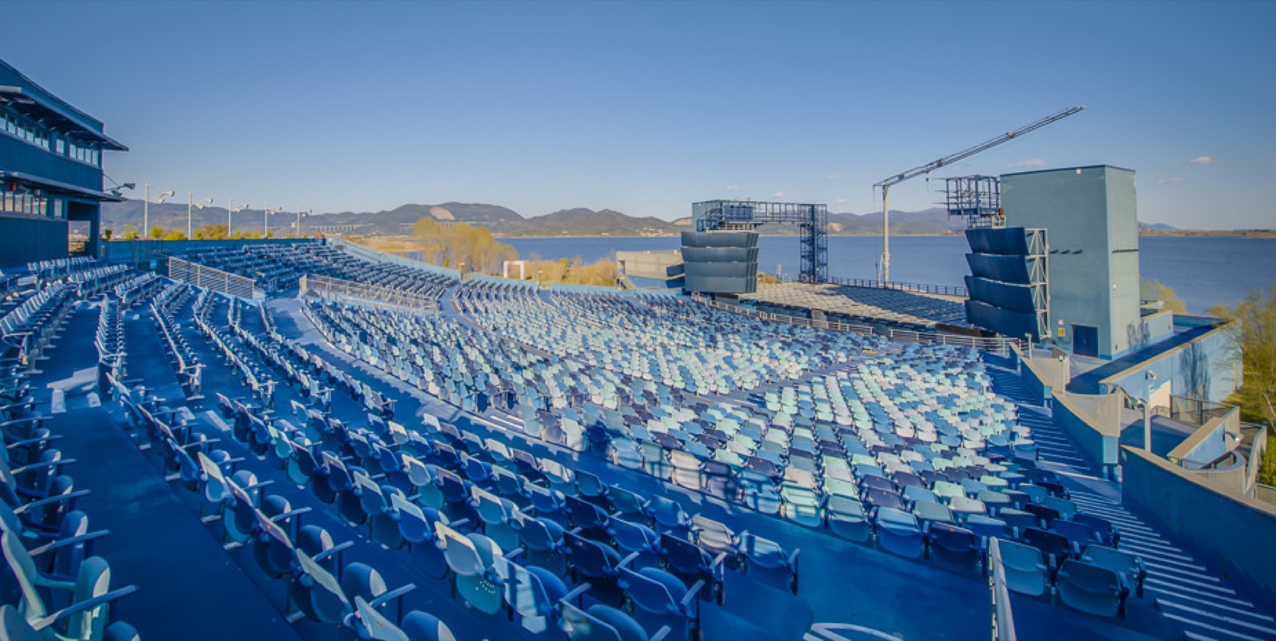 Lucca, Itálie: 22 tipů, co vidět a proč objet hradby na kole 16 Gran Teatro all'Aperto Giacomo Puccini v Torre del Lago