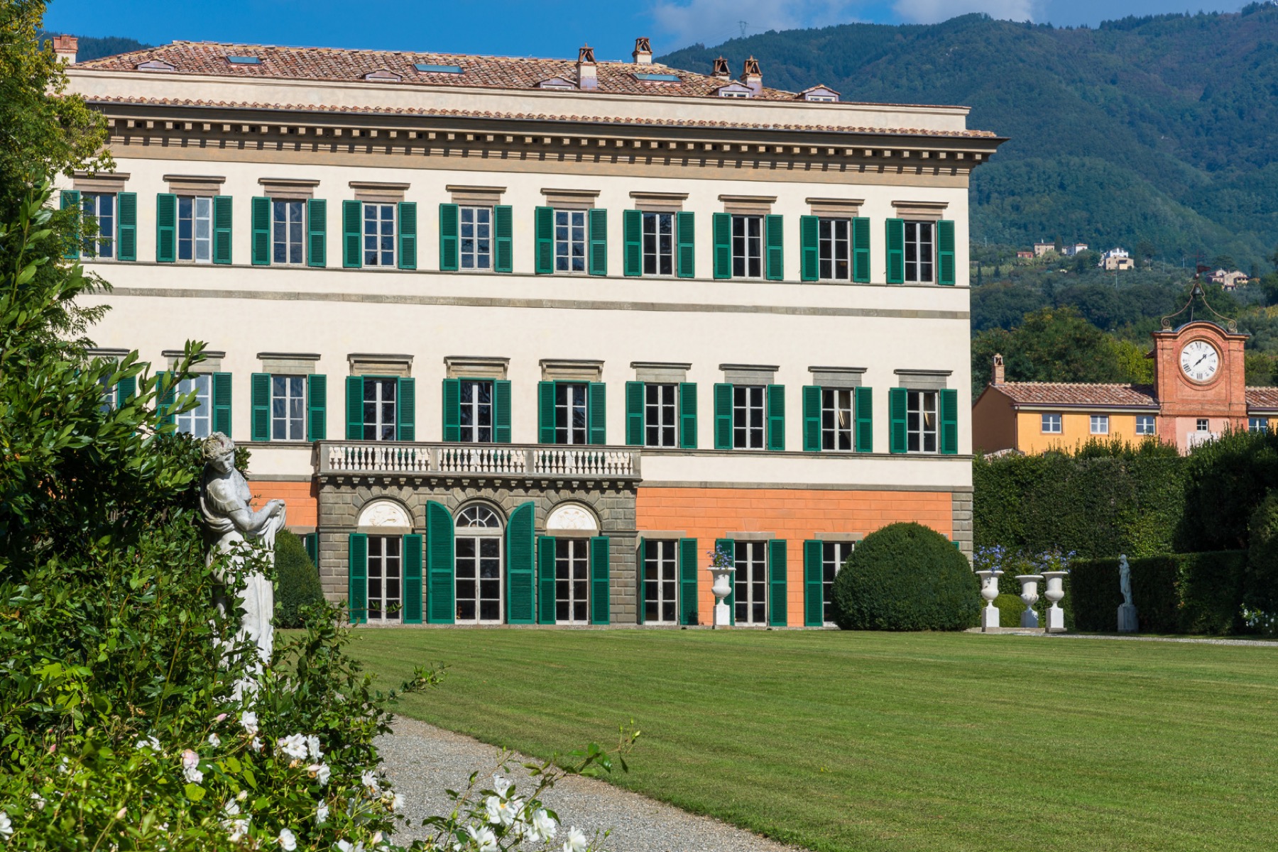 Lucca, Itálie: 22 tipů, co vidět a proč objet hradby na kole 21 Villa Reale di Marlia u Luccy a její park