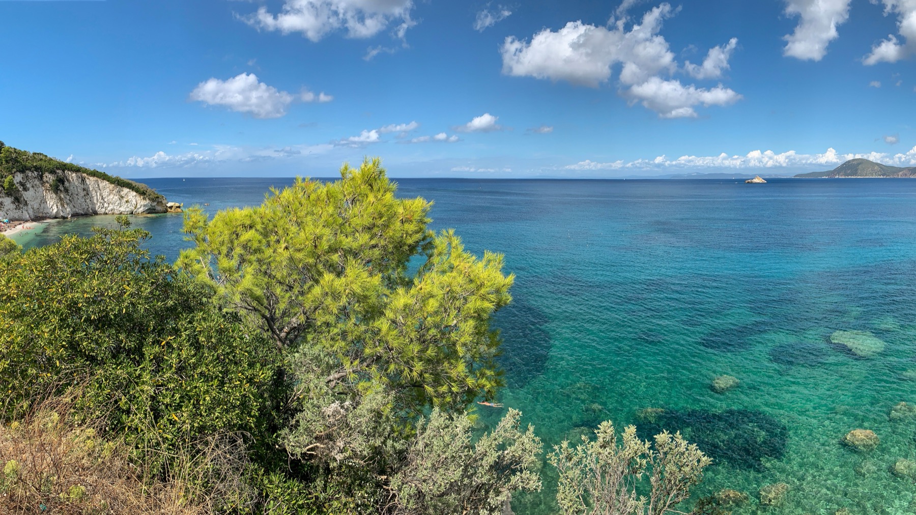 Ostrov Elba, Itálie: 20 tipů, co vidět, nejkrásnější pláže a trajekt 1 Přístav Portoferraio na ostrově Elba