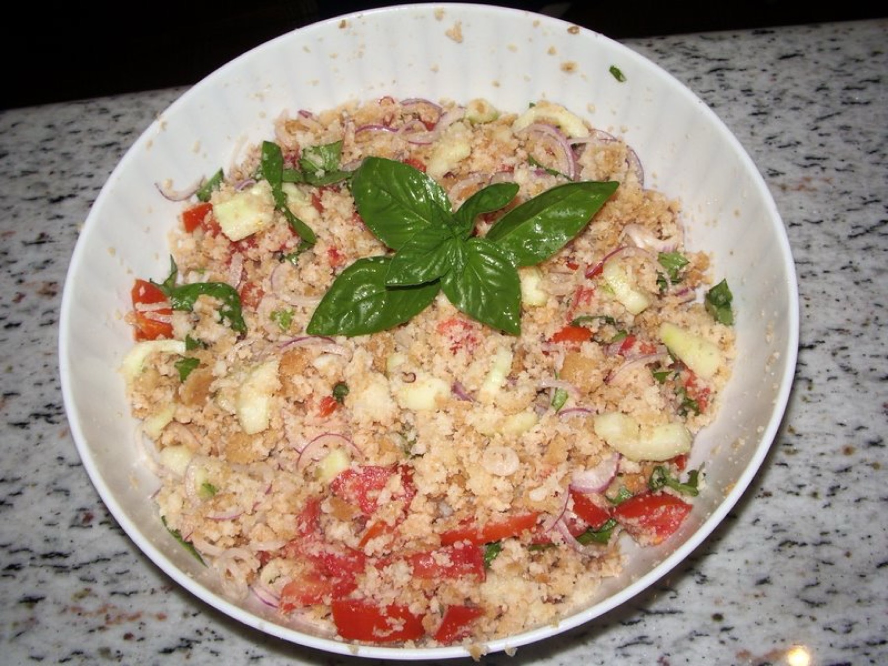 Culinária toscana 2026: 22 pratos que você precisa provar 7 Panzanella, a salada de pão de verão